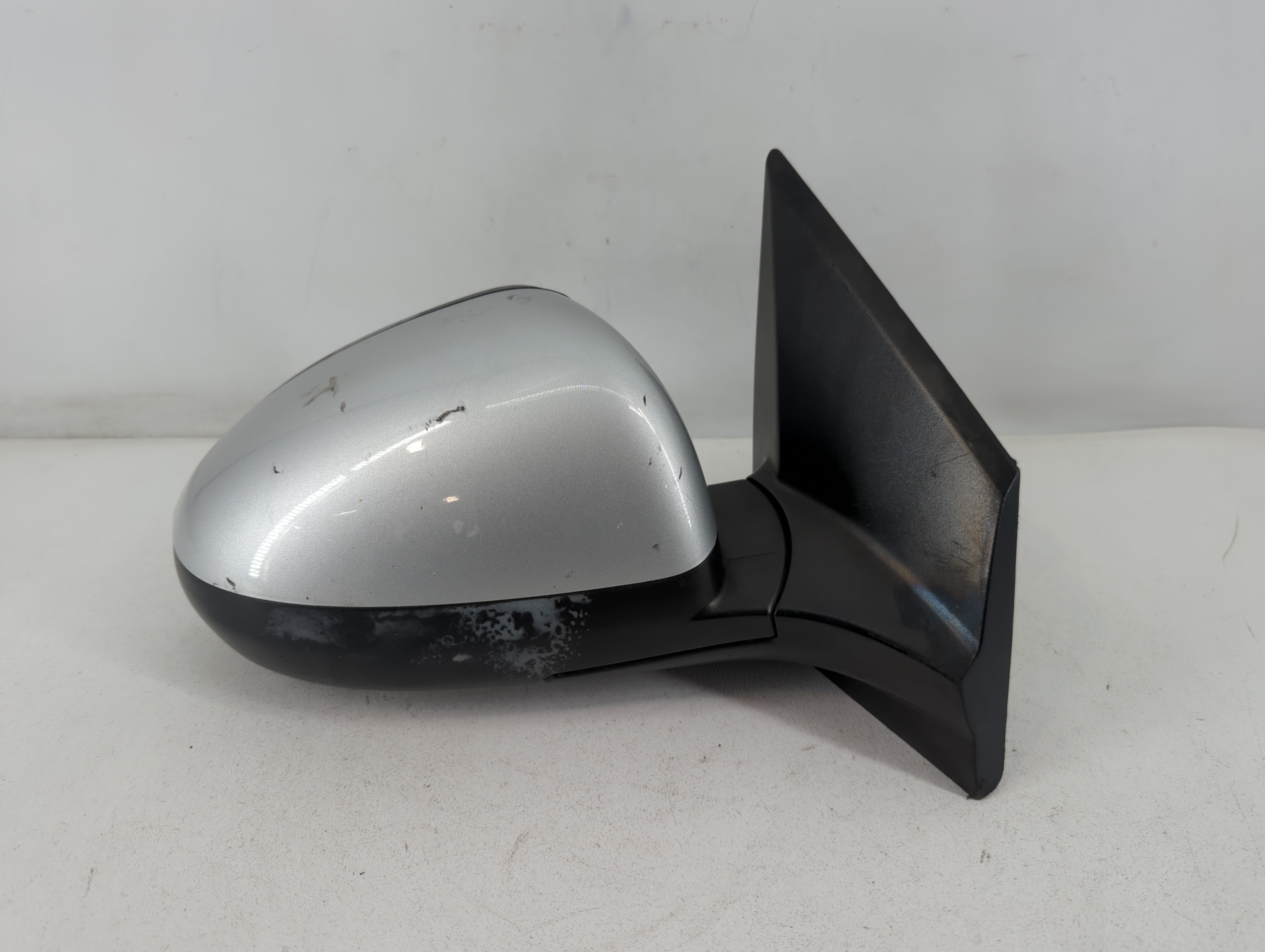 2012-2019 Chevrolet Sonic Passenger Right Side View Power Door Mirror 786738 - Oemusedautoparts1.com