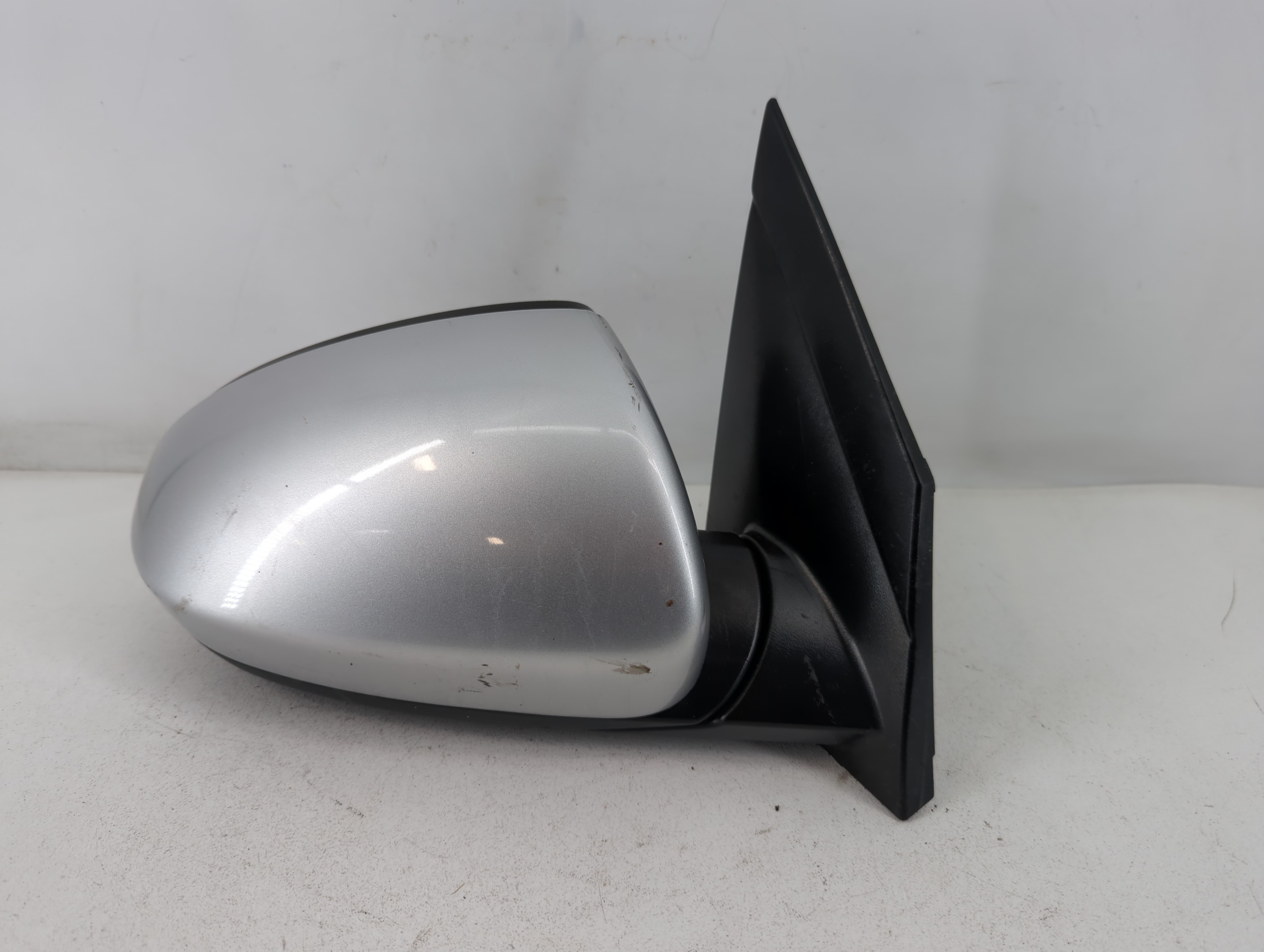 2016-2018 Hyundai Tucson Passenger Right Side View Power Door Mirror 786744 - Oemusedautoparts1.com