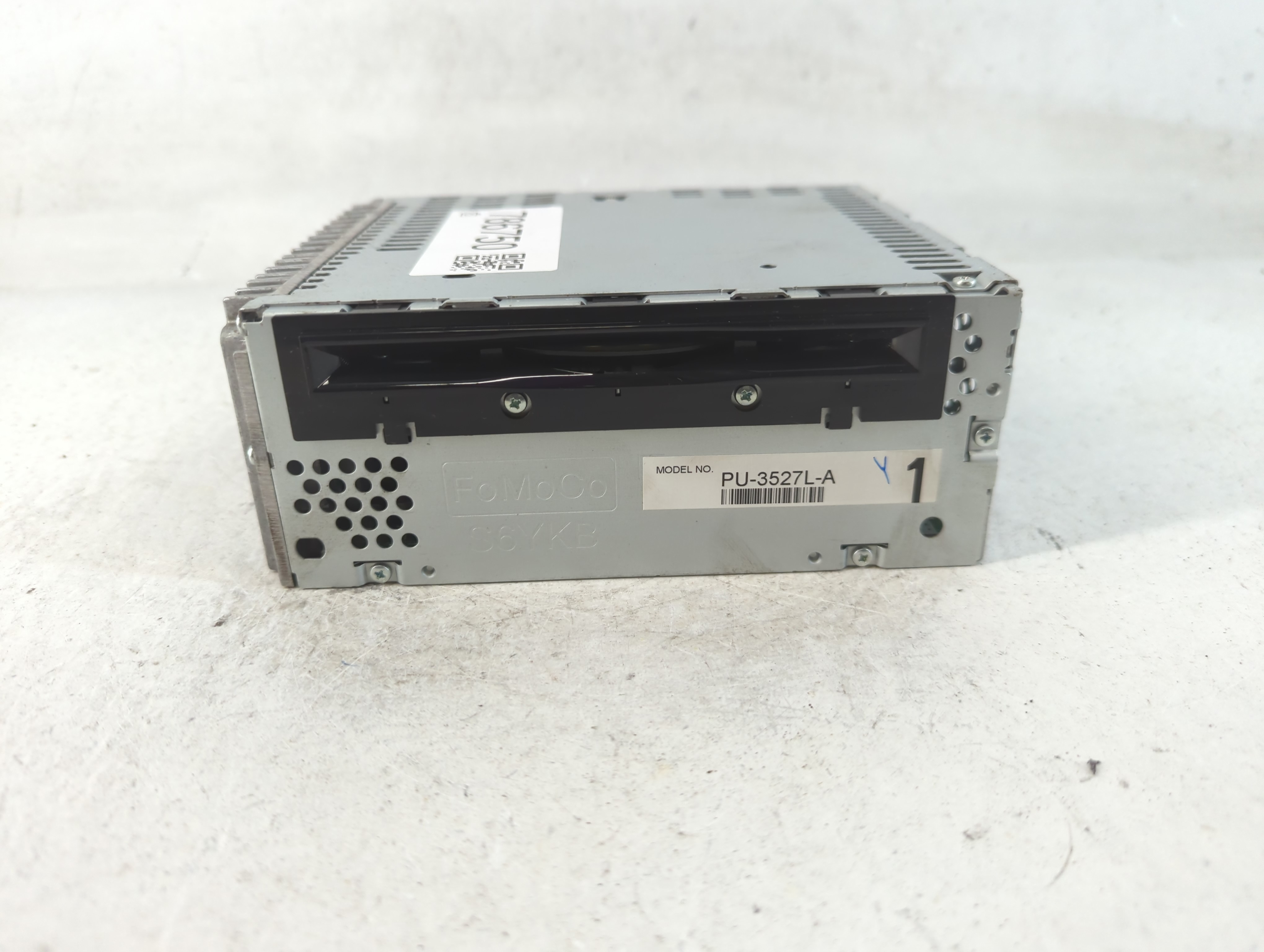 2013-2013 Ford Edge Am Fm Cd Player Radio Receiver 786750 - Oemusedautoparts1.com
