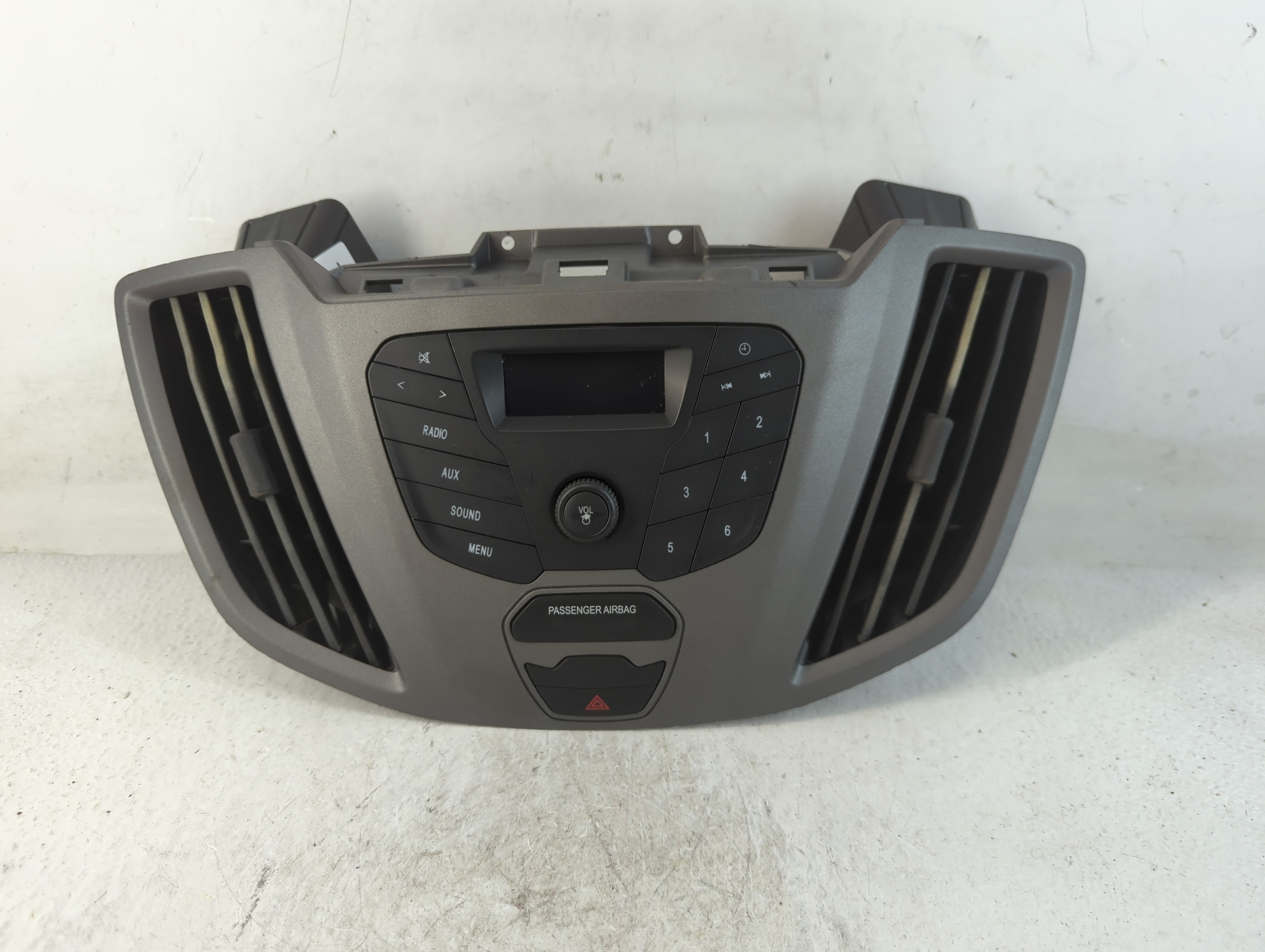 2013-2014 Cadillac Srx Am Fm Cd Player Radio Receiver 786753 - Oemusedautoparts1.com