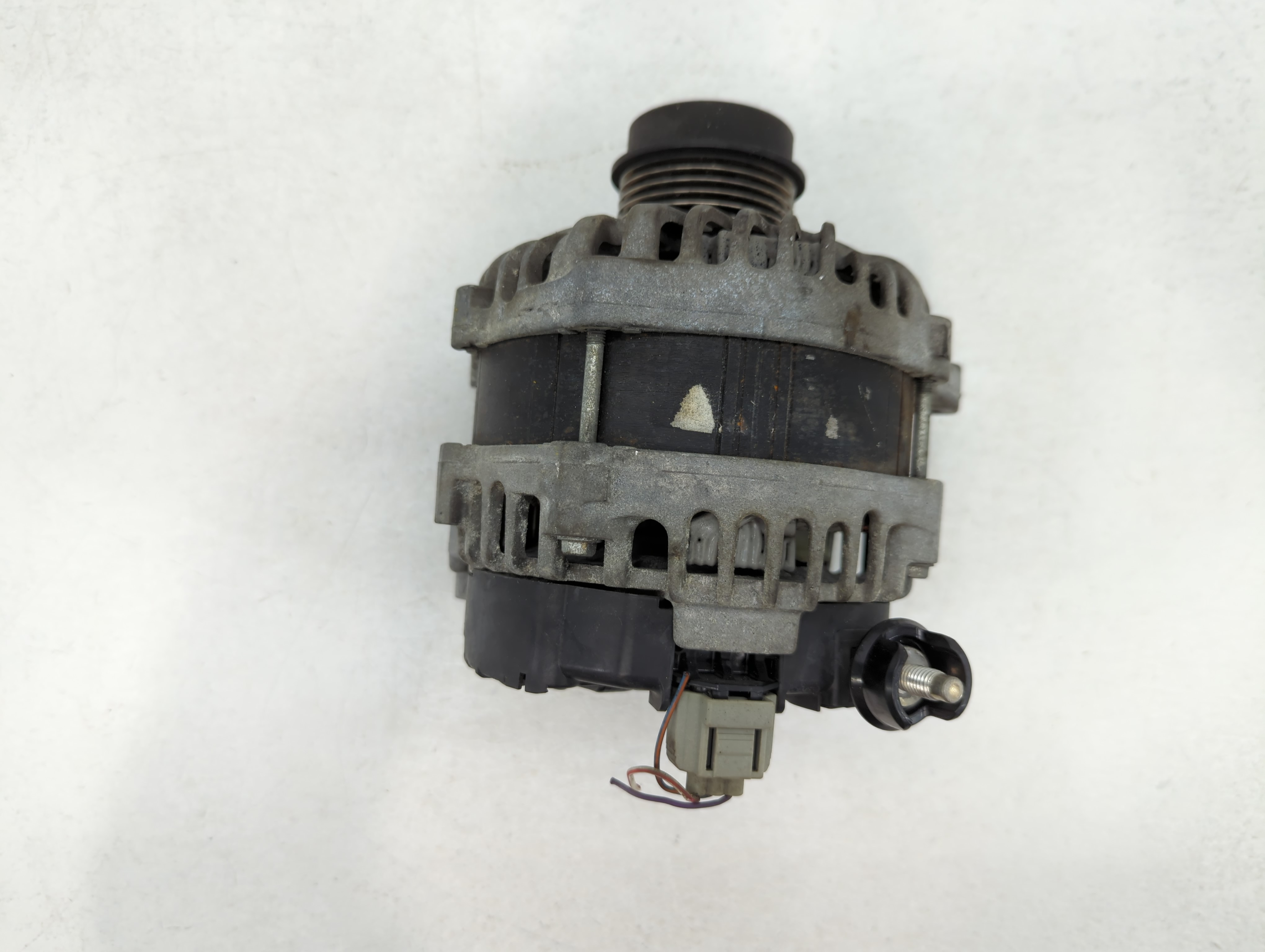 Picture of 2018 Ford Expedition Alternator Generator Charging Assembly Engine Oem 786769