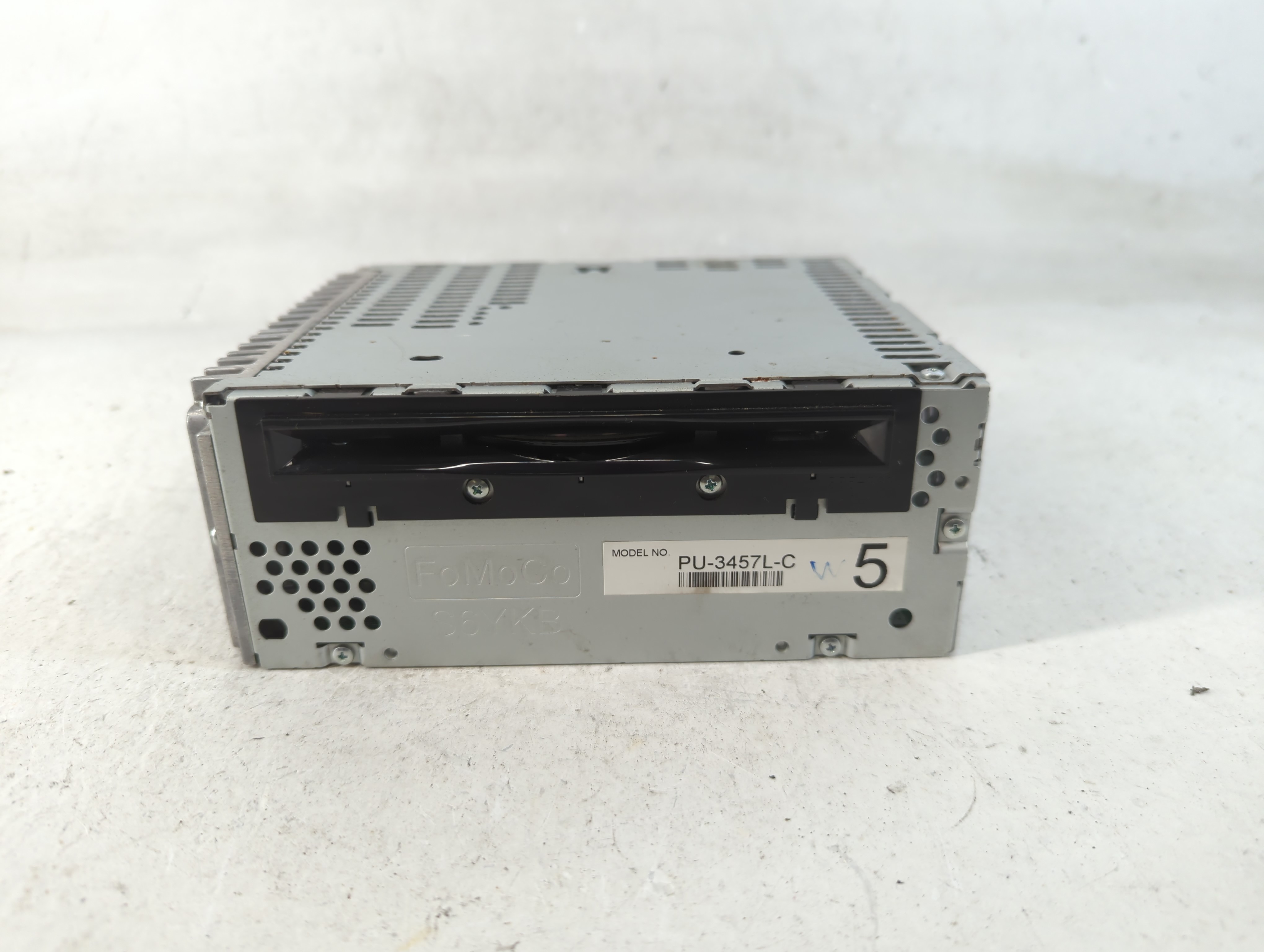 2012-2012 Ford Explorer Am Fm Cd Player Radio Receiver 786801 - Oemusedautoparts1.com