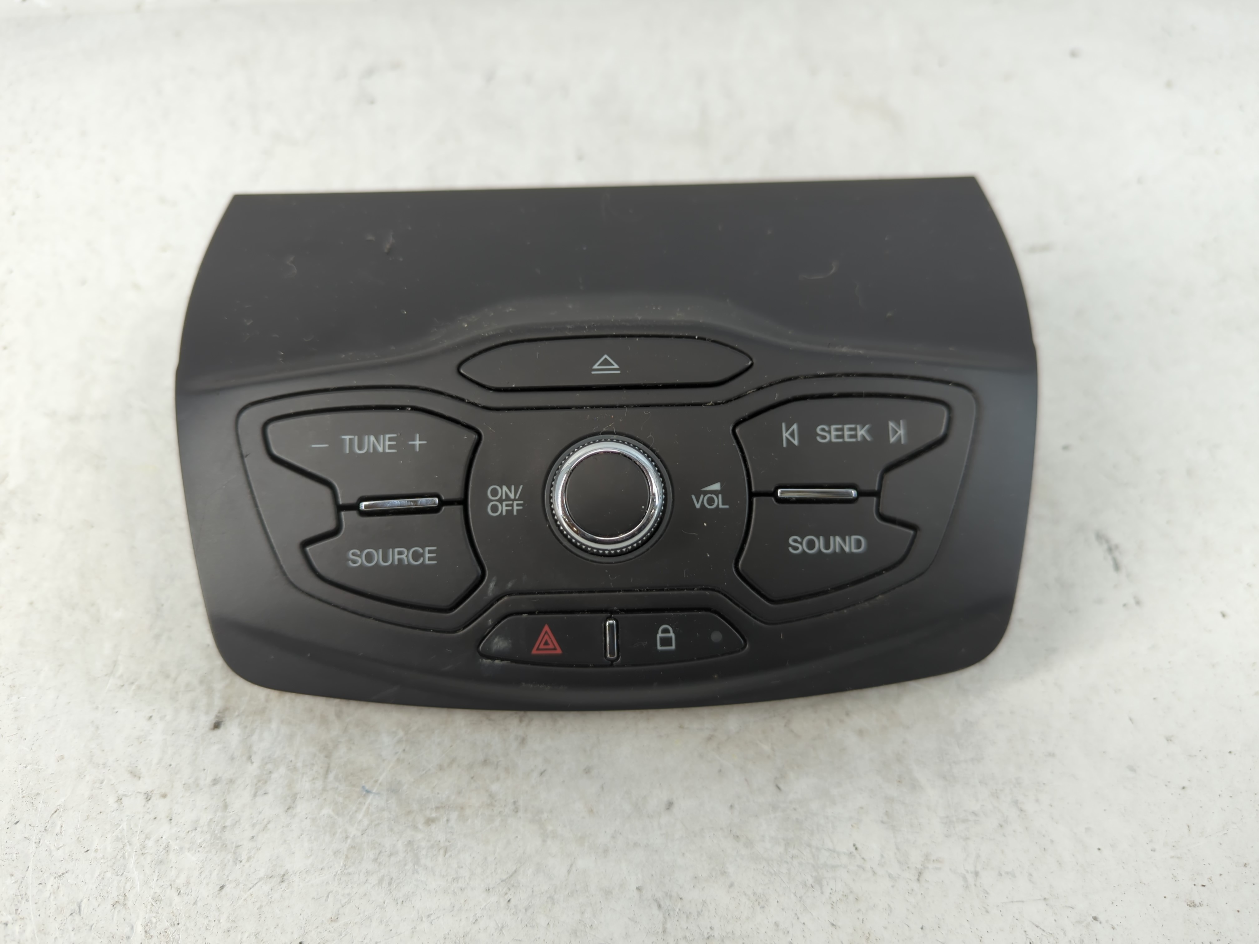 2013-2014 Ford Escape Am Fm Cd Player Radio Receiver 786803 - Oemusedautoparts1.com