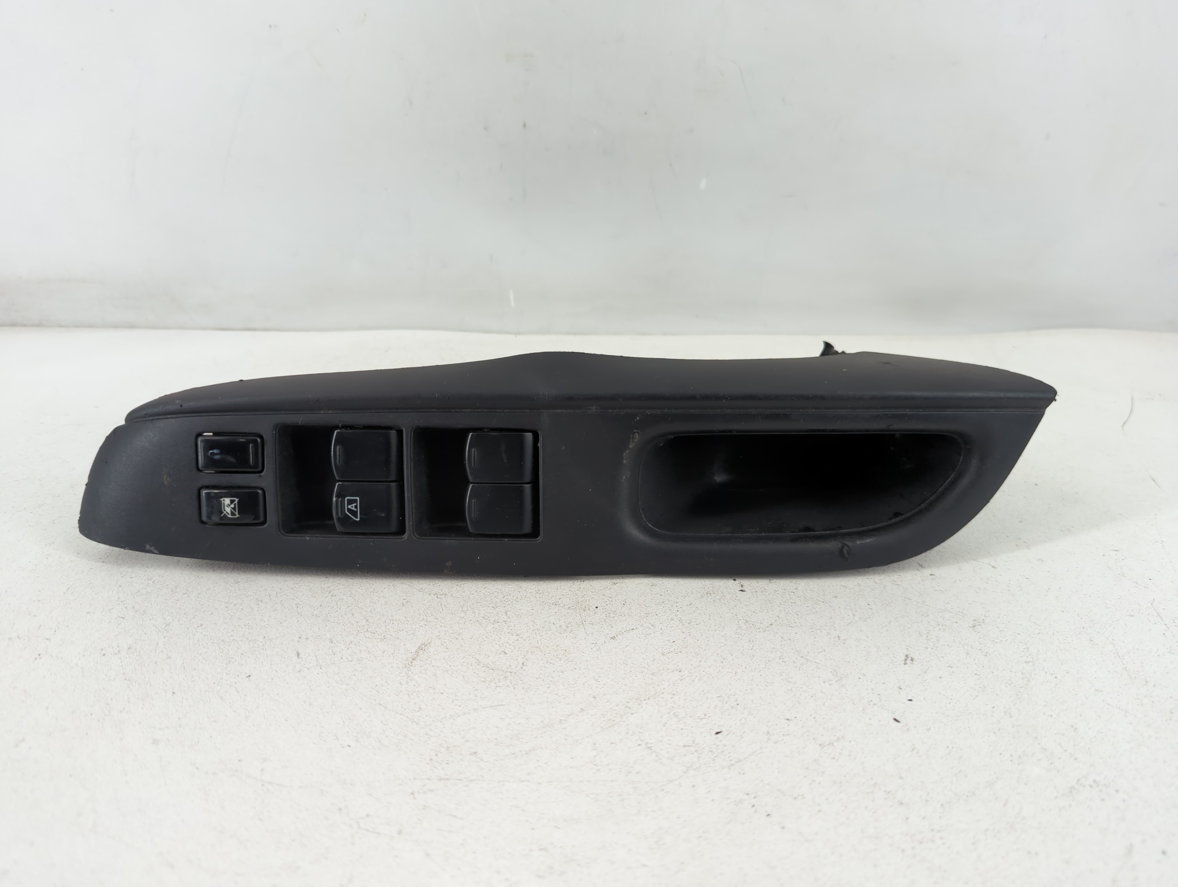 Picture of 2012-2019 Nissan Versa Driver Left Door Master Power Window Switch 786872