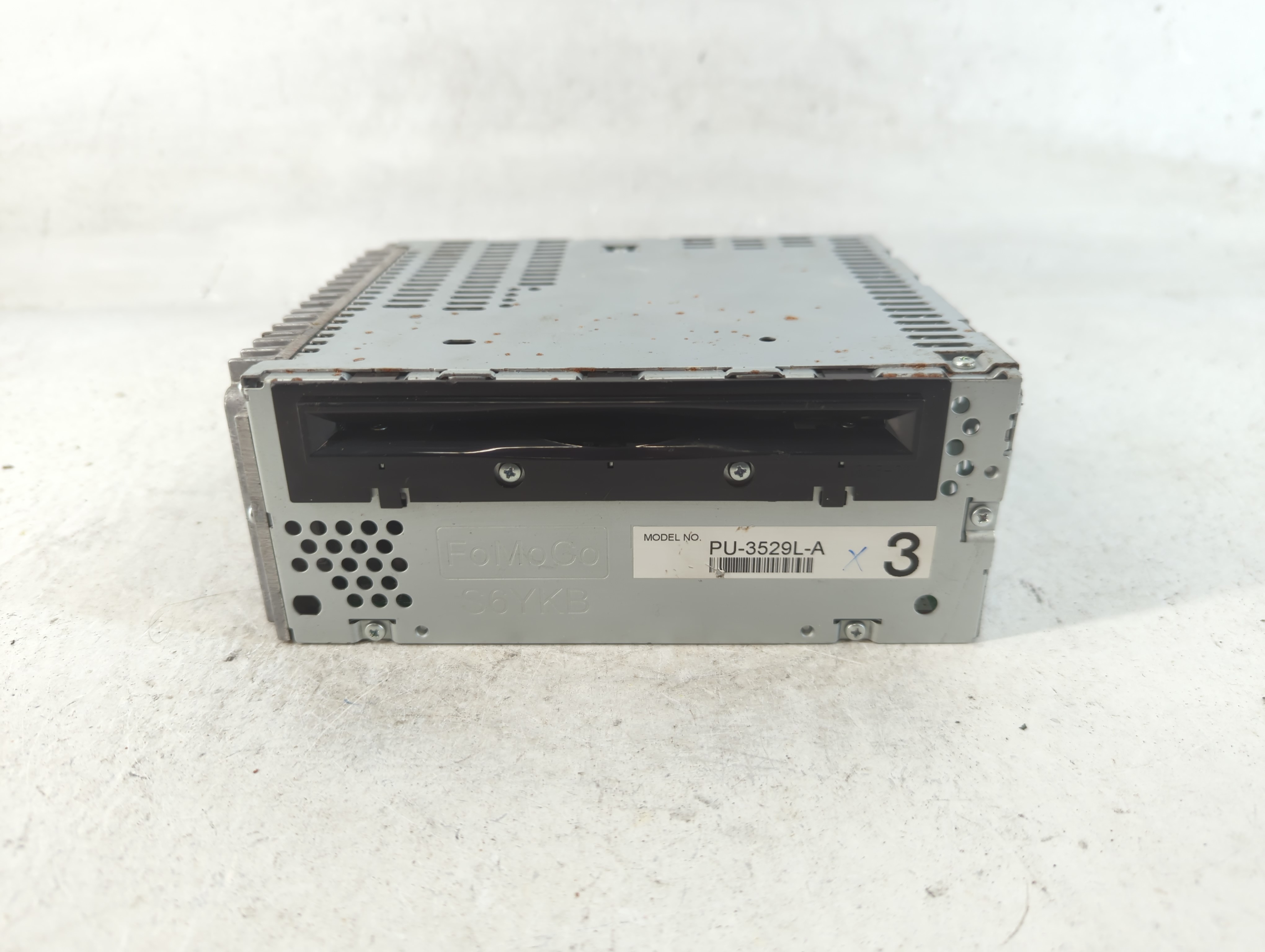 2013-2013 Ford Edge Am Fm Cd Player Radio Receiver 786889 - Oemusedautoparts1.com