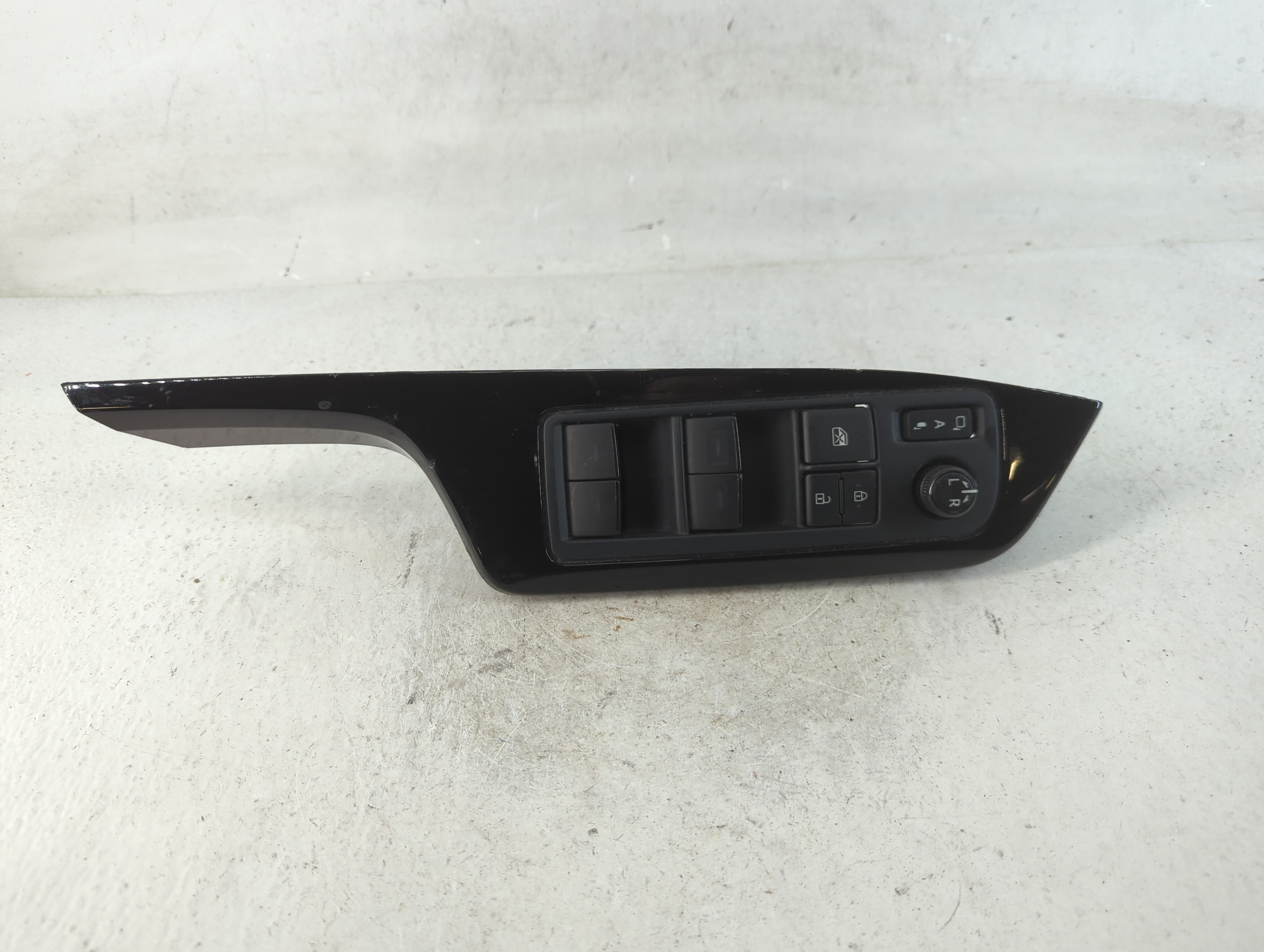 2021-2022 Toyota C-hr Driver Left Door Master Power Window Switch 786938 - Oemusedautoparts1.com