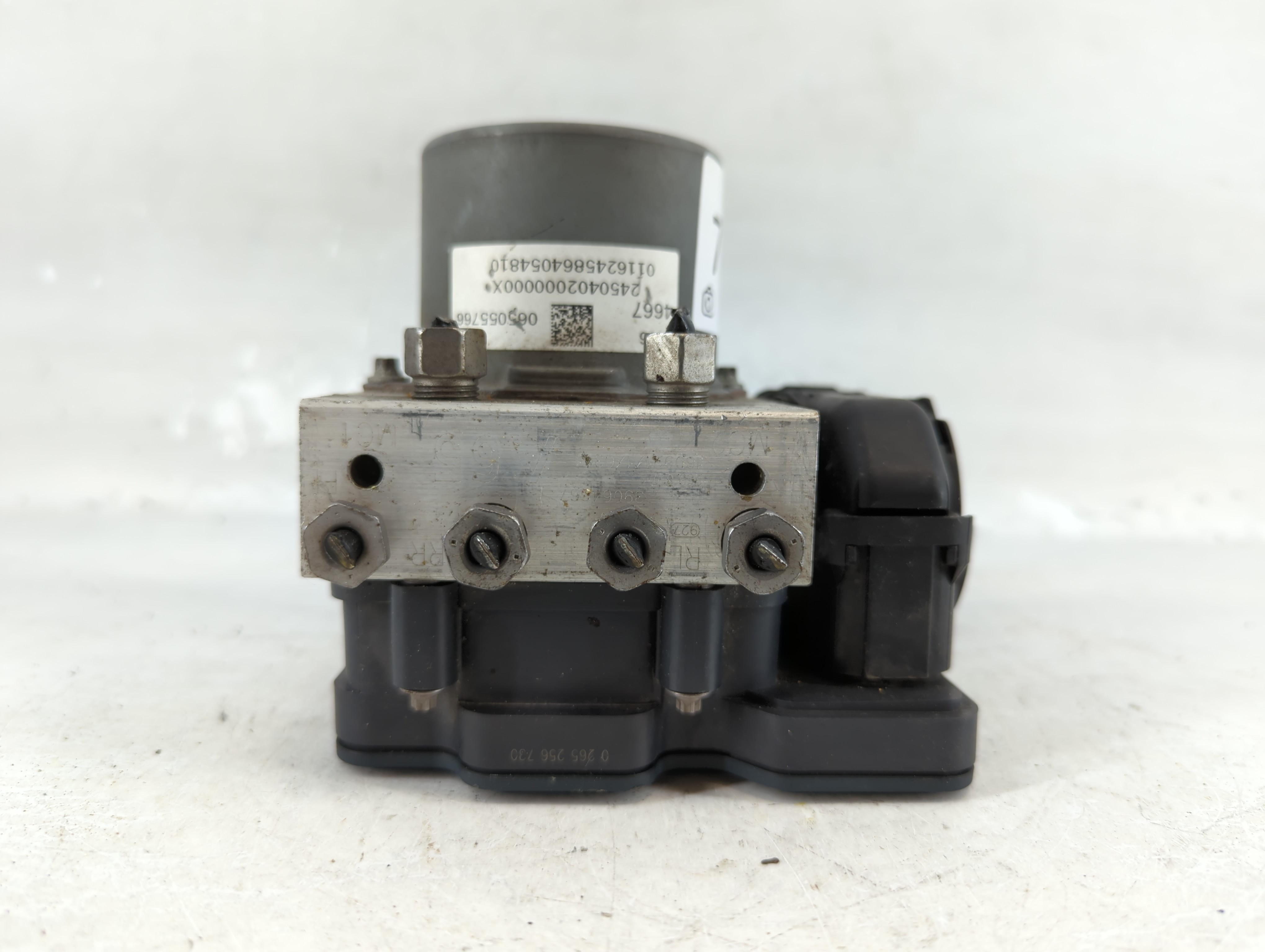 2017-2017 Chevrolet Cruze Abs Pump Control Module 786954 - Oemusedautoparts1.com
