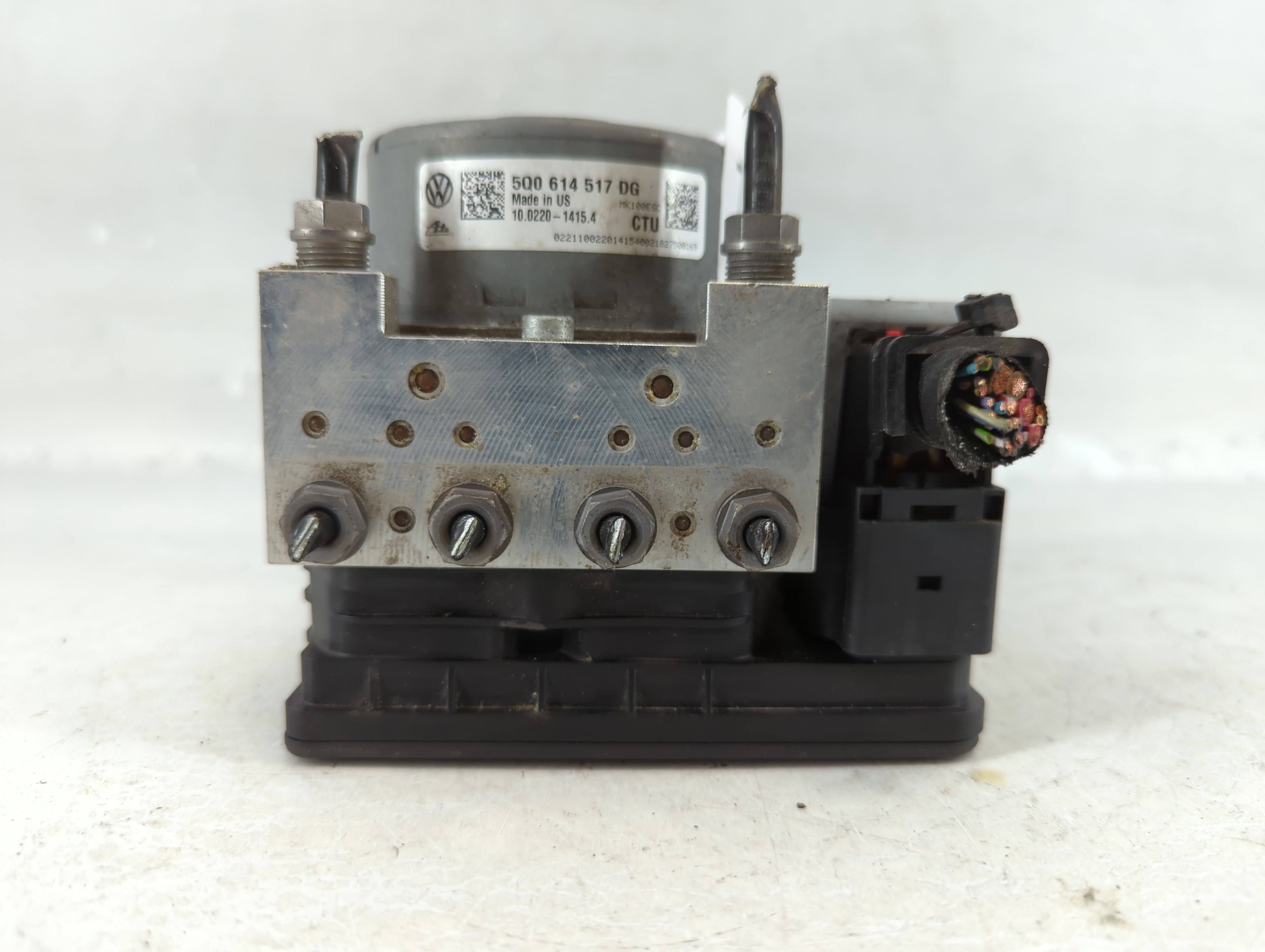 Picture of 2019-2019 Volkswagen Jetta Abs Pump Control Module 786959