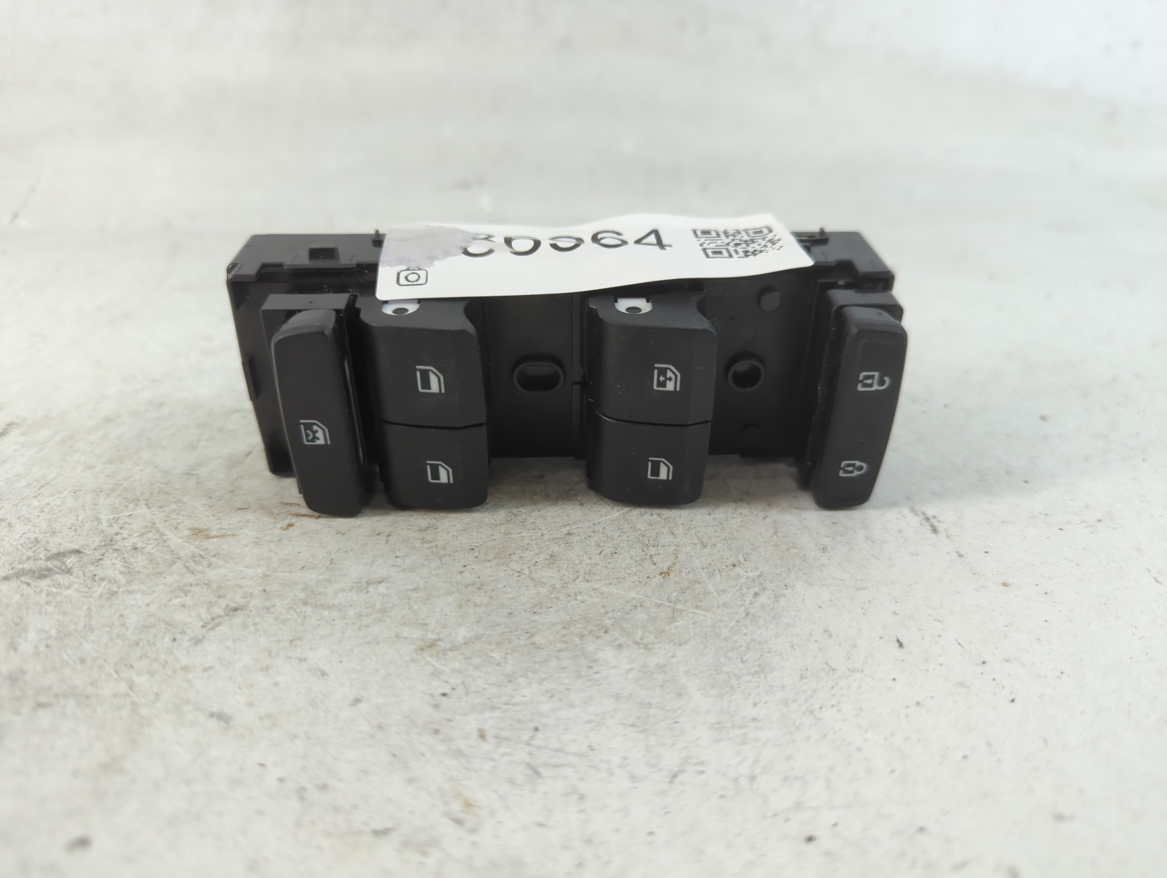 2021-2022 Hyundai Elantra Driver Left Door Master Power Window Switch 786964 - Oemusedautoparts1.com