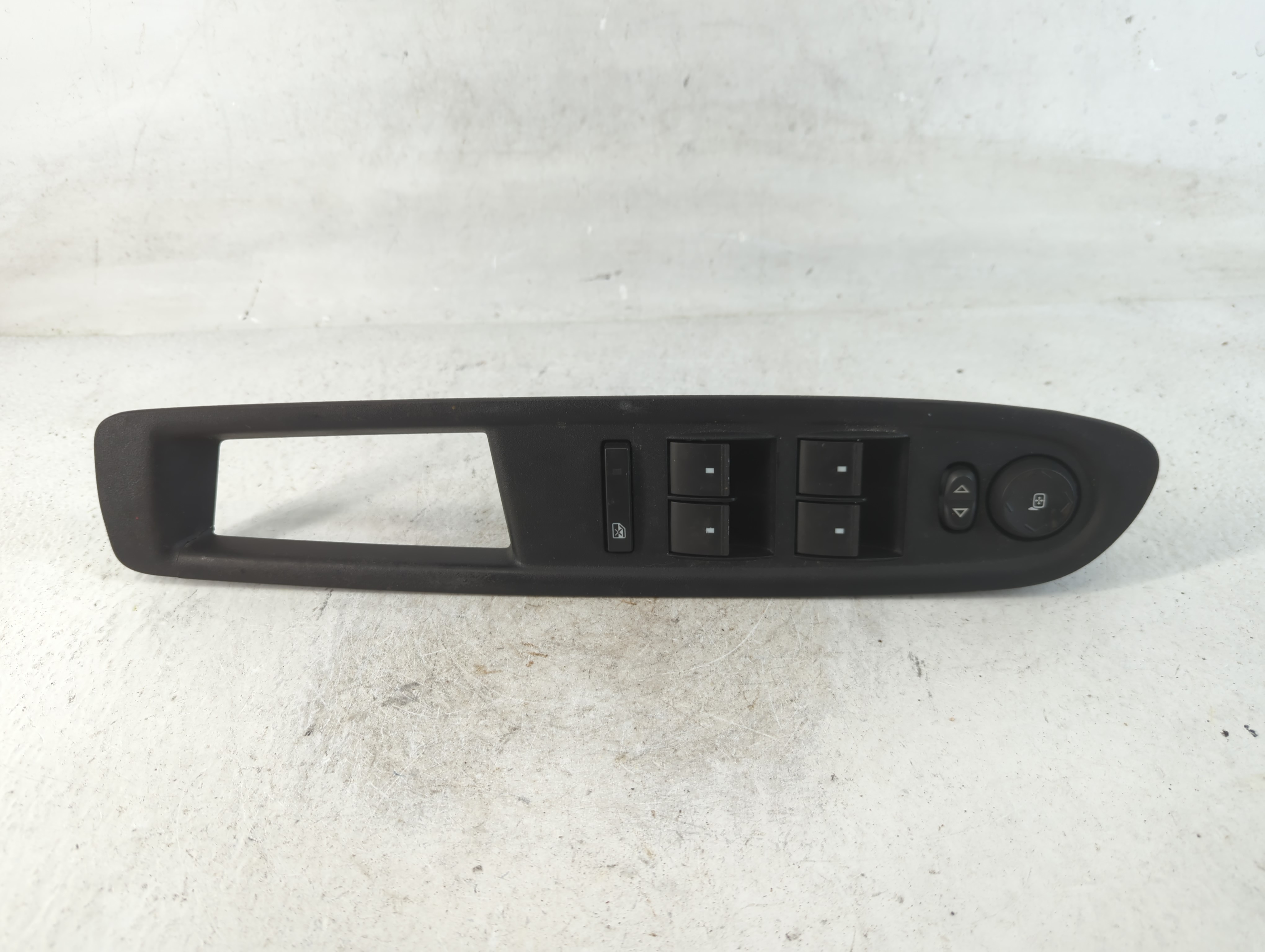 2010 Chevrolet Traverse Driver Left Door Master Power Window Switch 787014 - Oemusedautoparts1.com