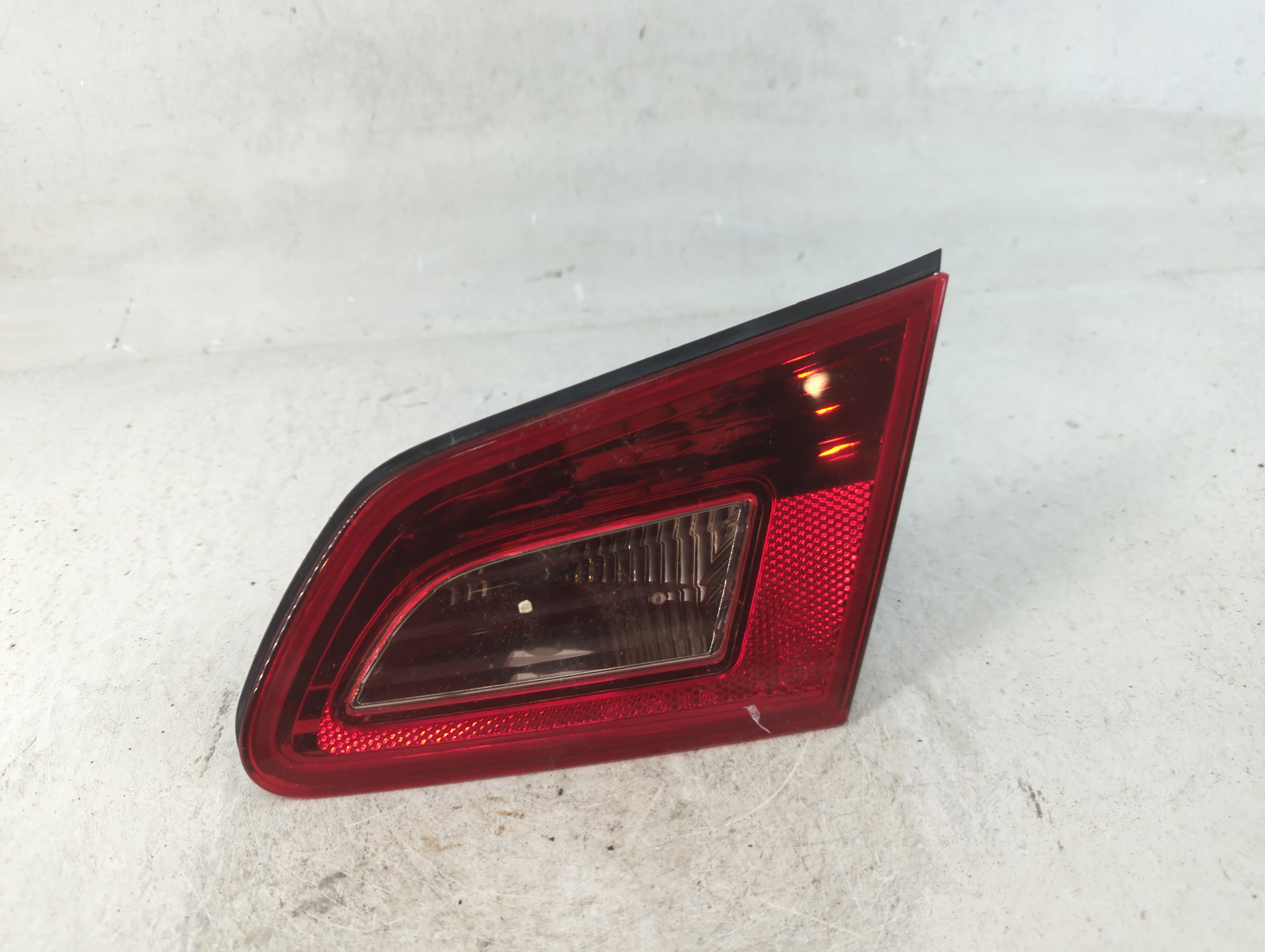 Picture of 2007-2008 Infiniti G35 Passenger Right Side Tail Light Taillight Oem 787021
