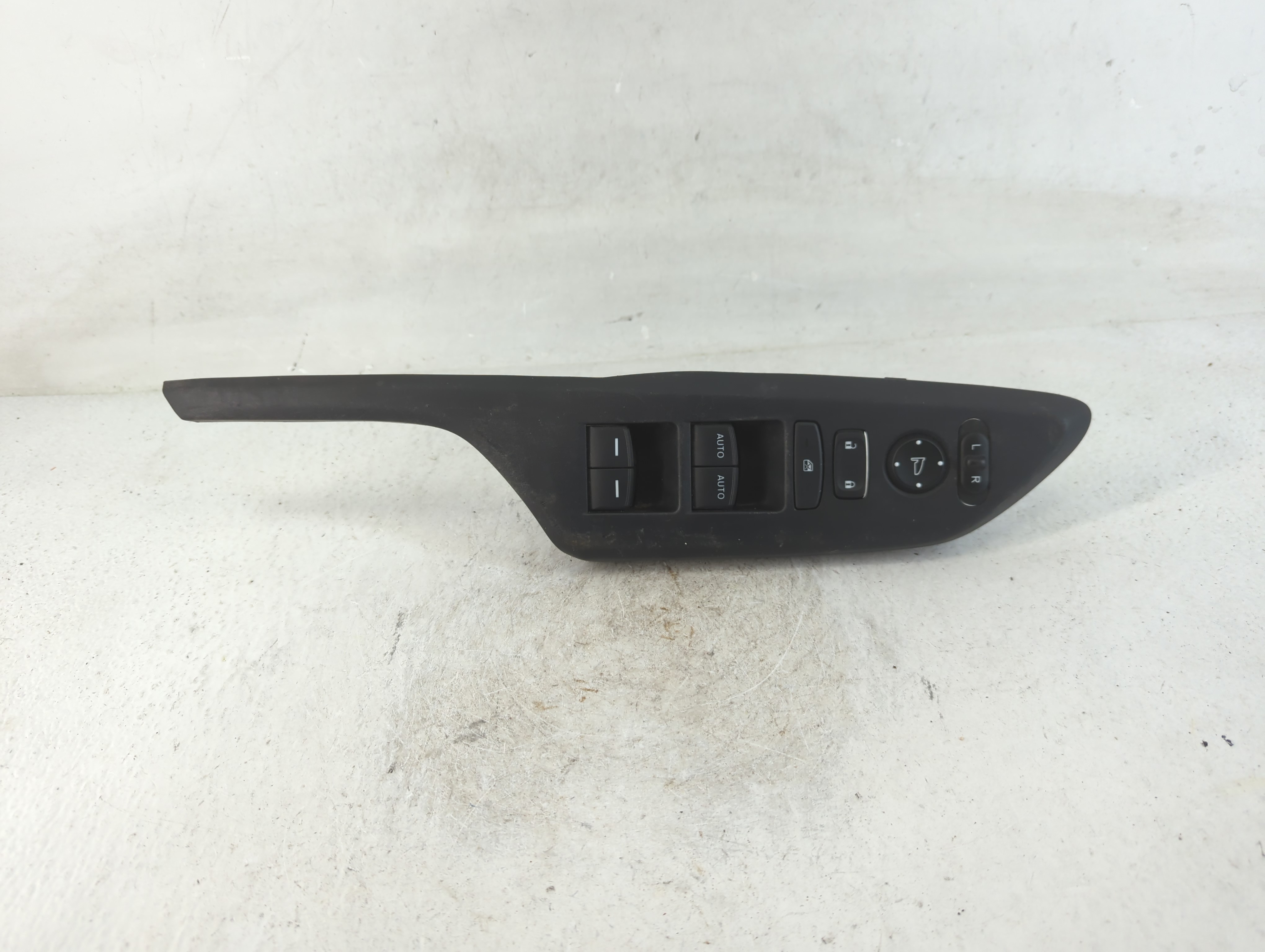 Picture of 2017-2021 Honda Civic Driver Left Door Master Power Window Switch 787047