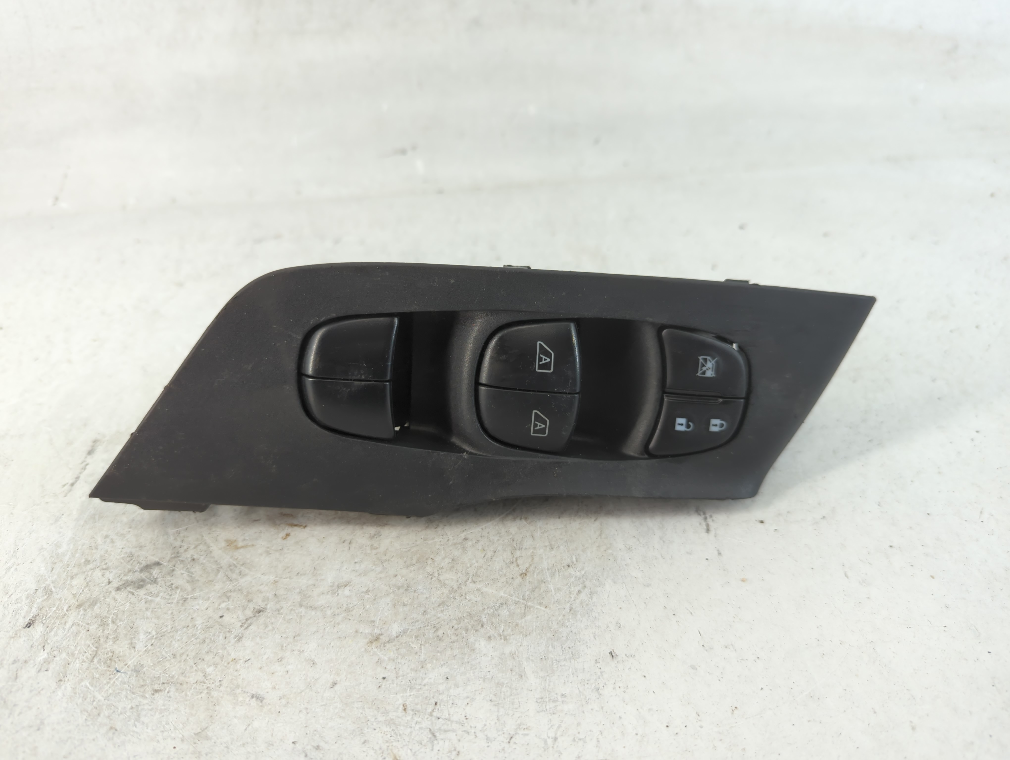 2013-2018 Nissan Altima Driver Left Door Master Power Window Switch 787051 - Oemusedautoparts1.com