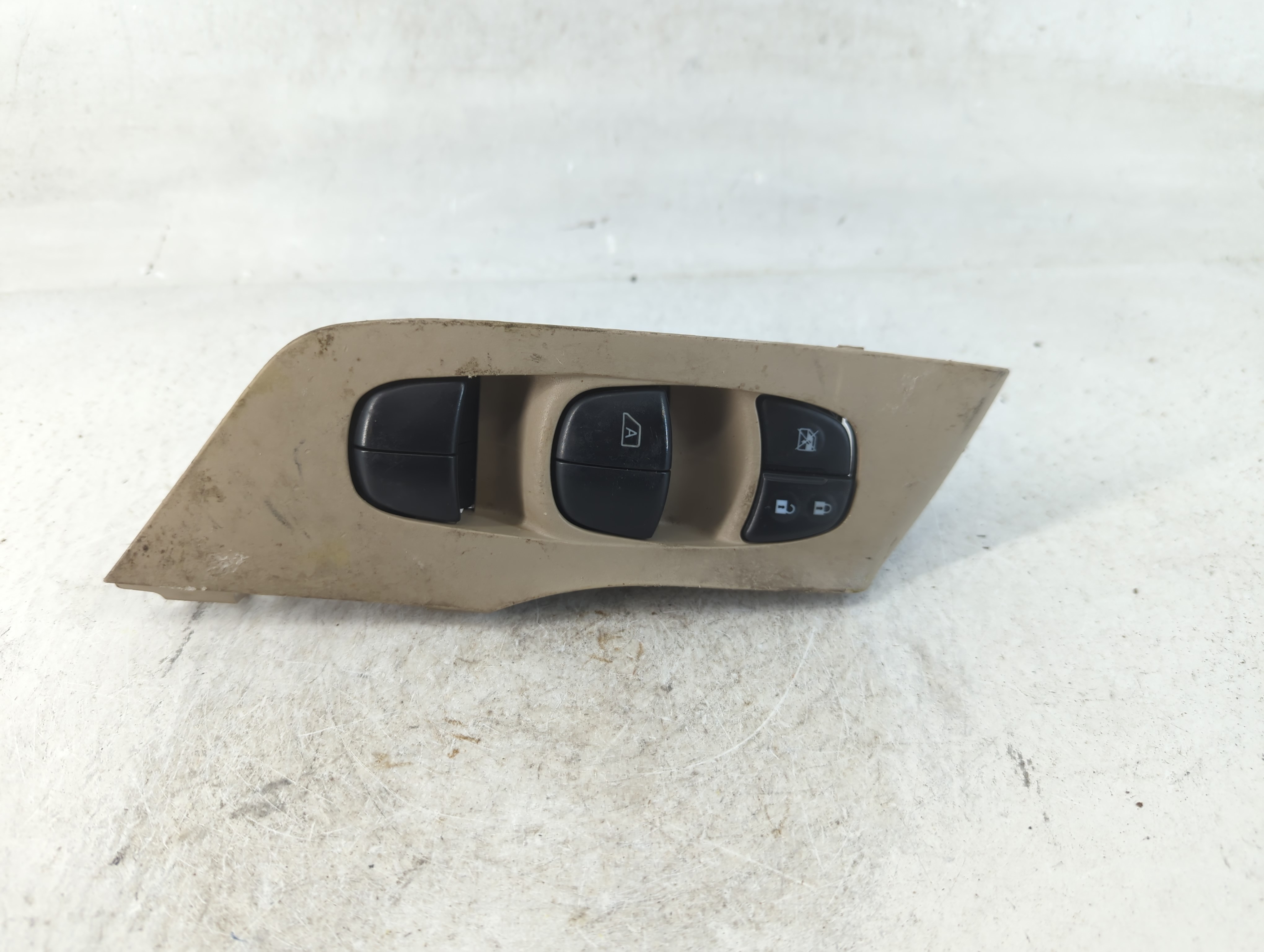 2013-2018 Nissan Altima Driver Left Door Master Power Window Switch 787052 - Oemusedautoparts1.com