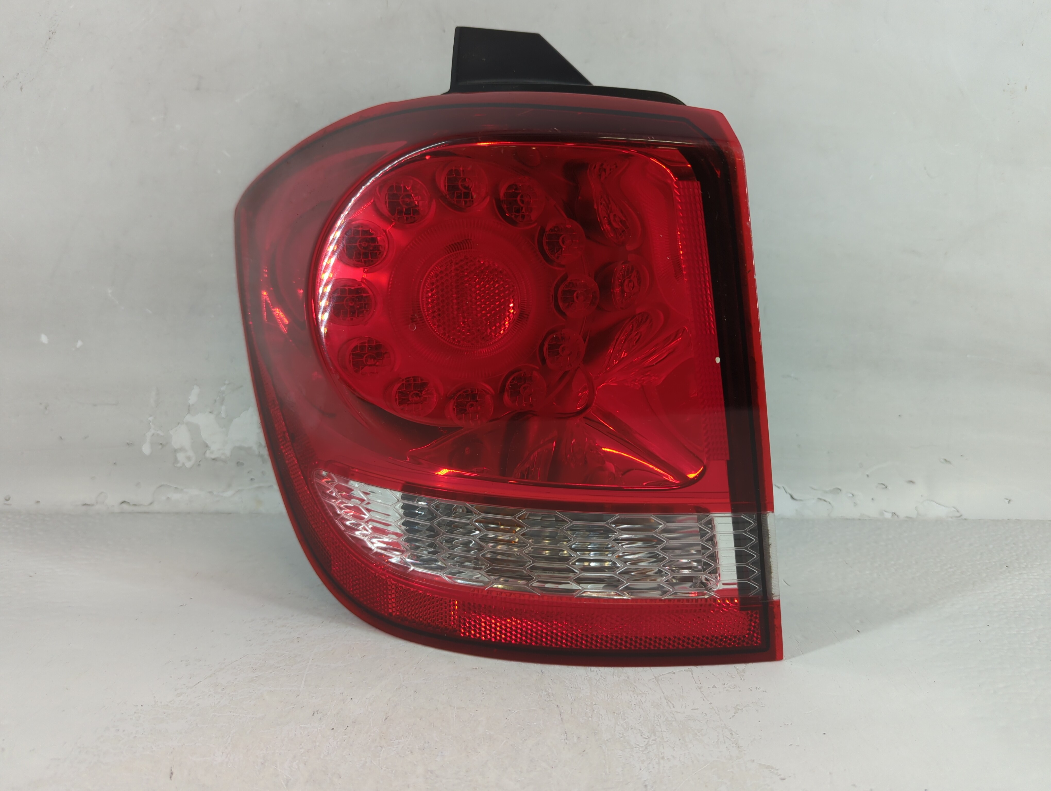 2015 Dodge Journey Driver Left Side Tail Light Taillight Oem 787095 - Oemusedautoparts1.com