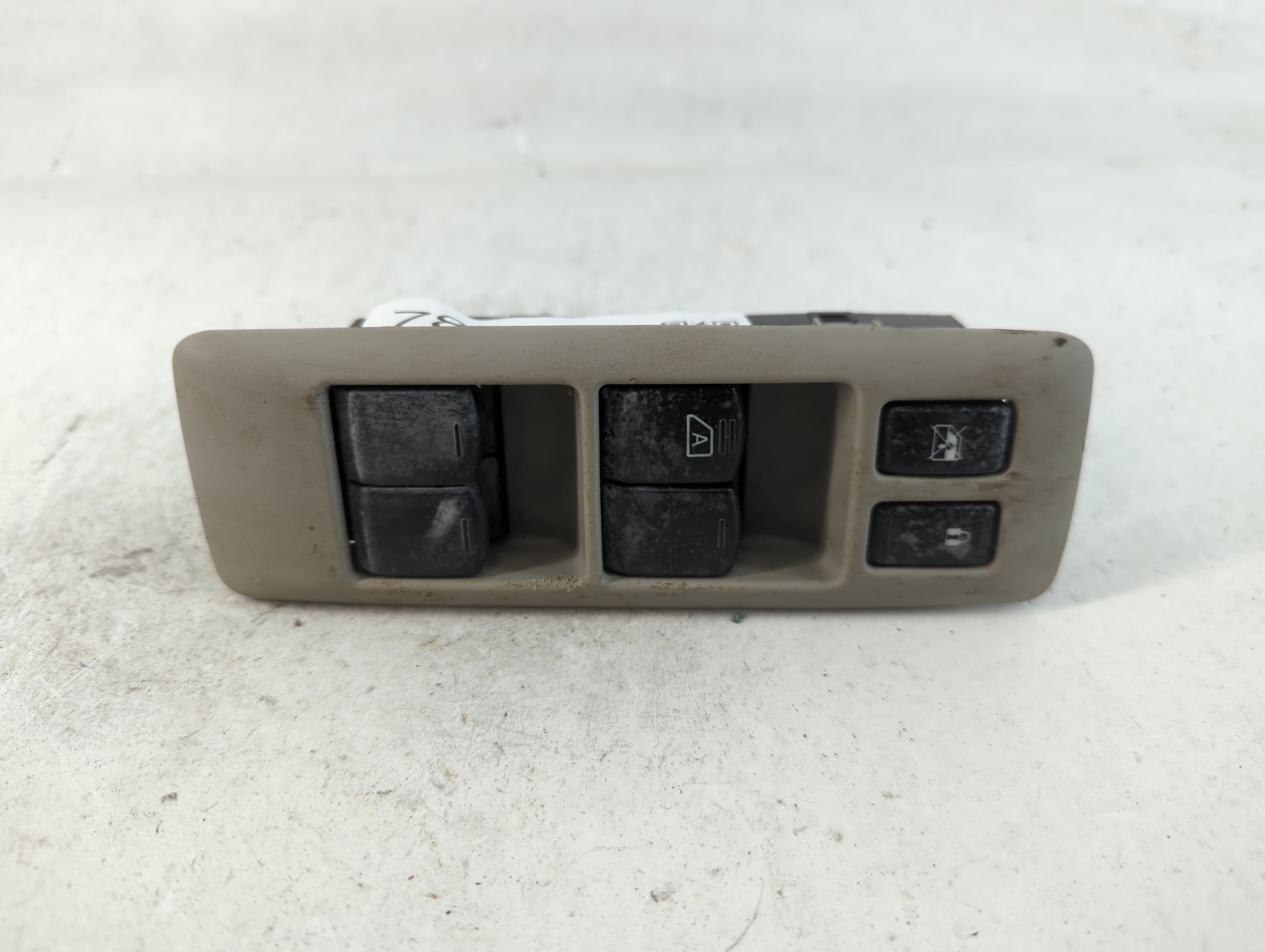 2011-2015 Nissan Rogue Driver Left Door Master Power Window Switch 787127 - Oemusedautoparts1.com