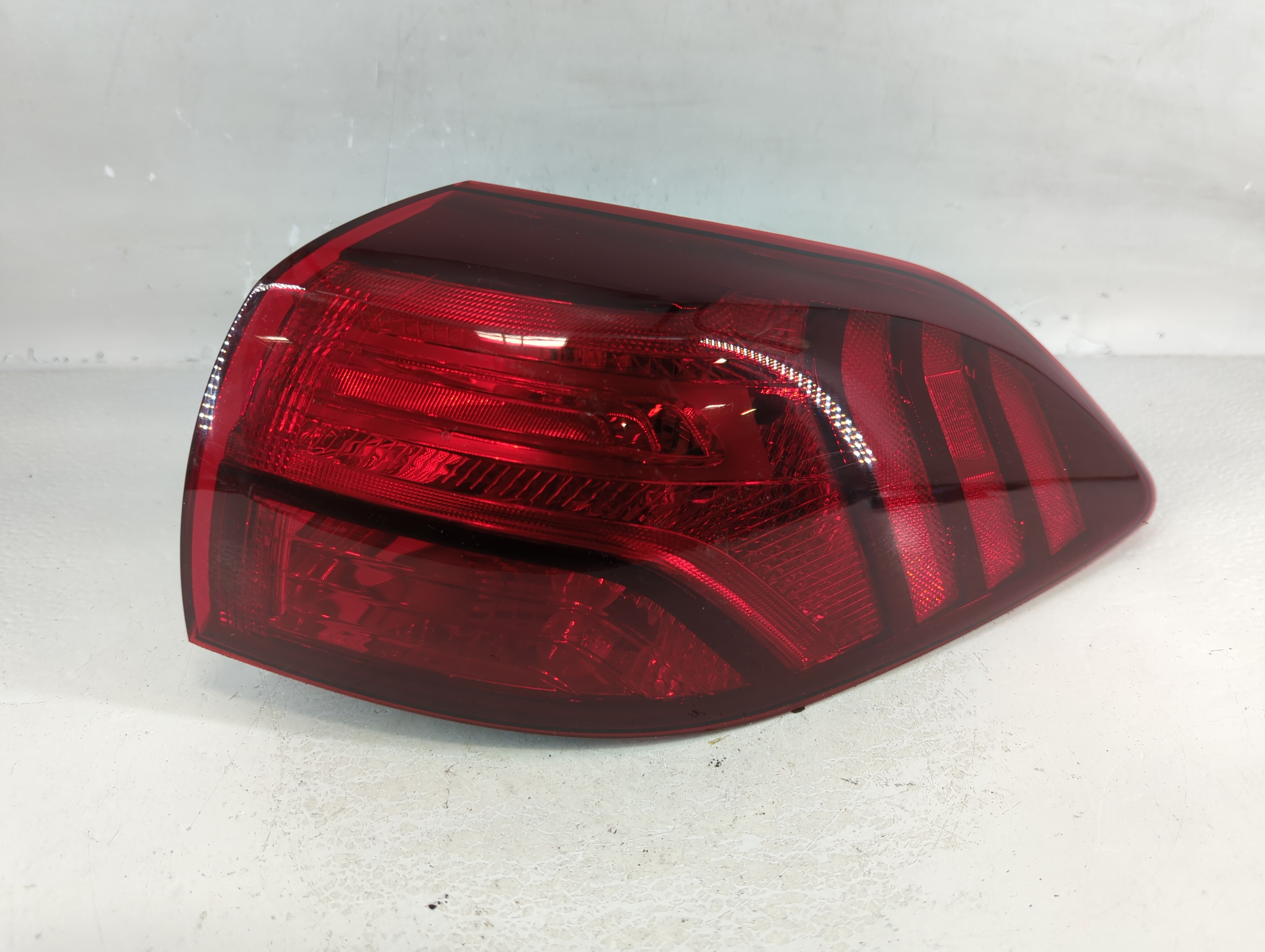 Picture of 2019-2021 Hyundai Tucson Passenger Right Side Tail Light Taillight Oem 787136