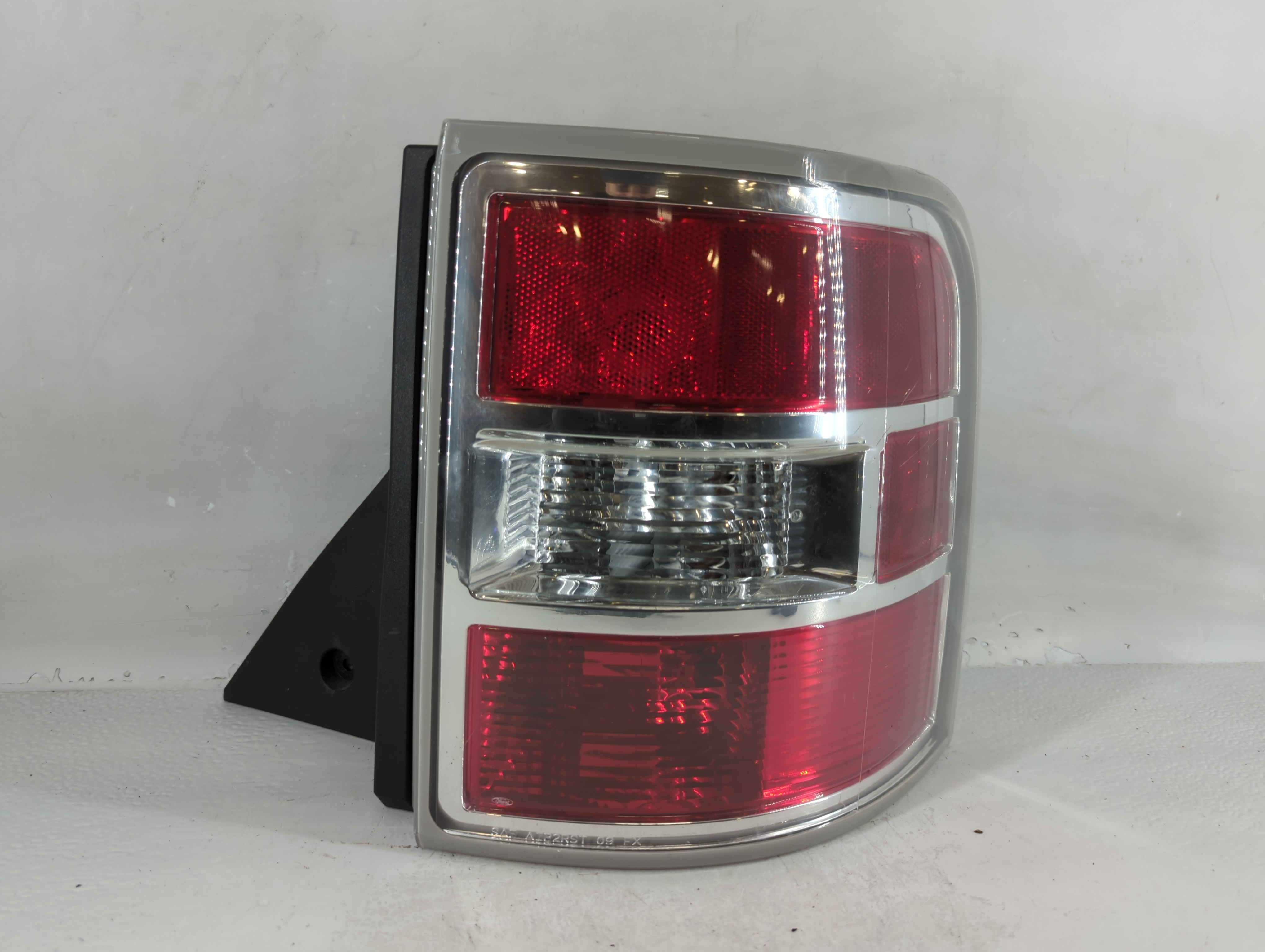 Picture of 2012-2019 Ford Flex Passenger Right Side Tail Light Taillight Oem 787138
