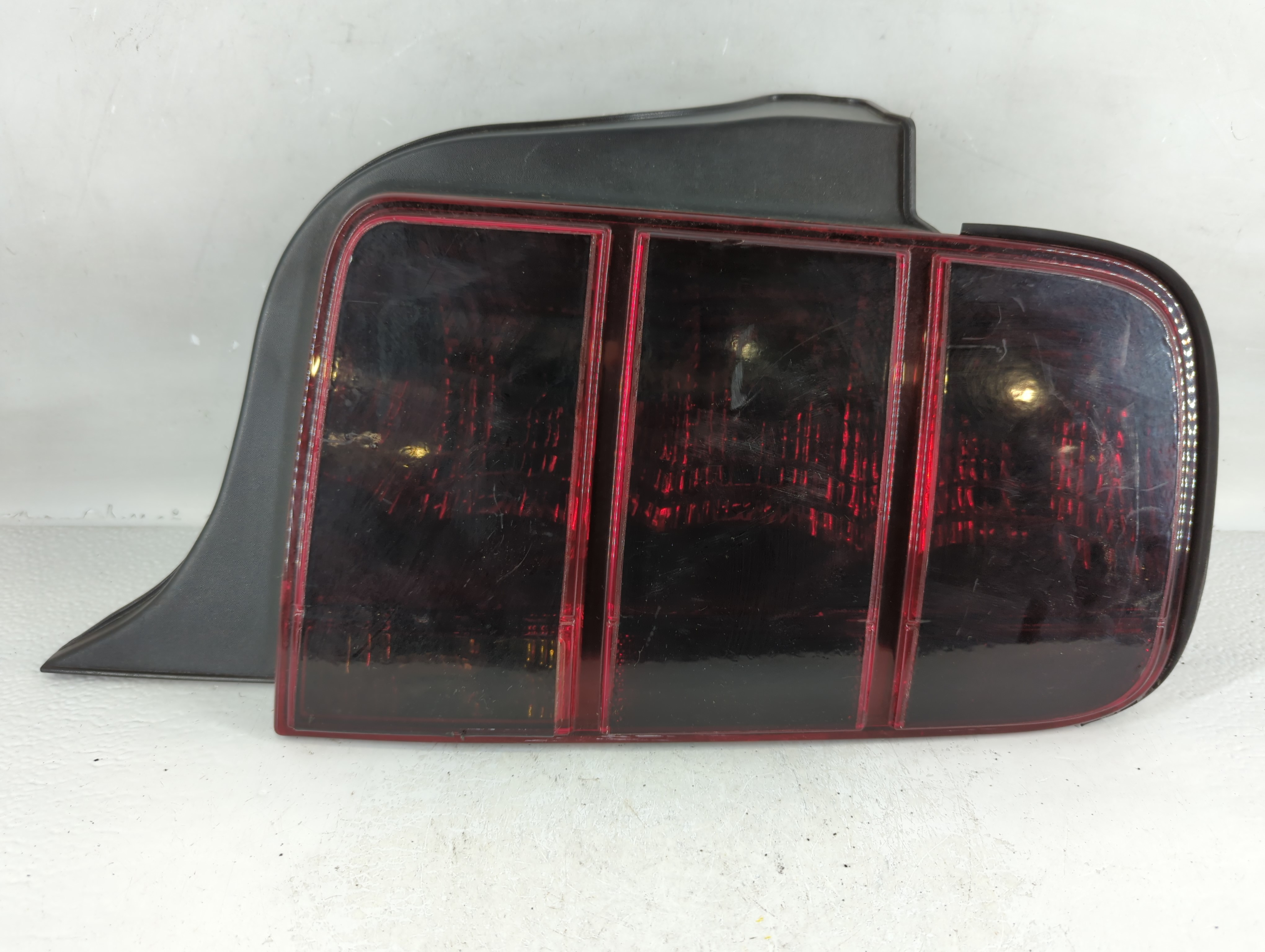 2005-2009 Ford Mustang Passenger Right Side Tail Light Taillight Oem 787210 - Oemusedautoparts1.com