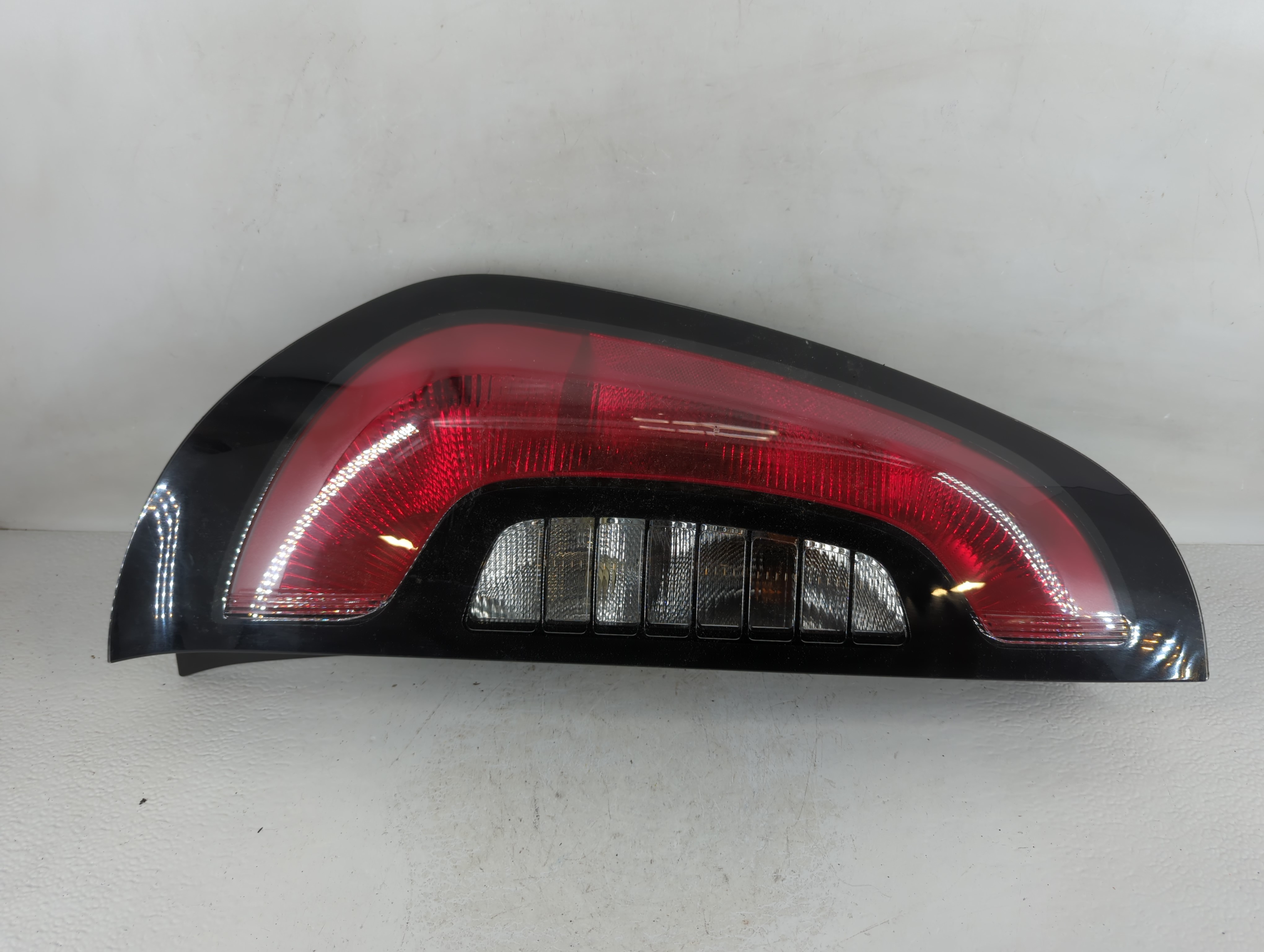 2014-2019 Kia Soul Driver Left Side Tail Light Taillight Oem 787372 - Oemusedautoparts1.com