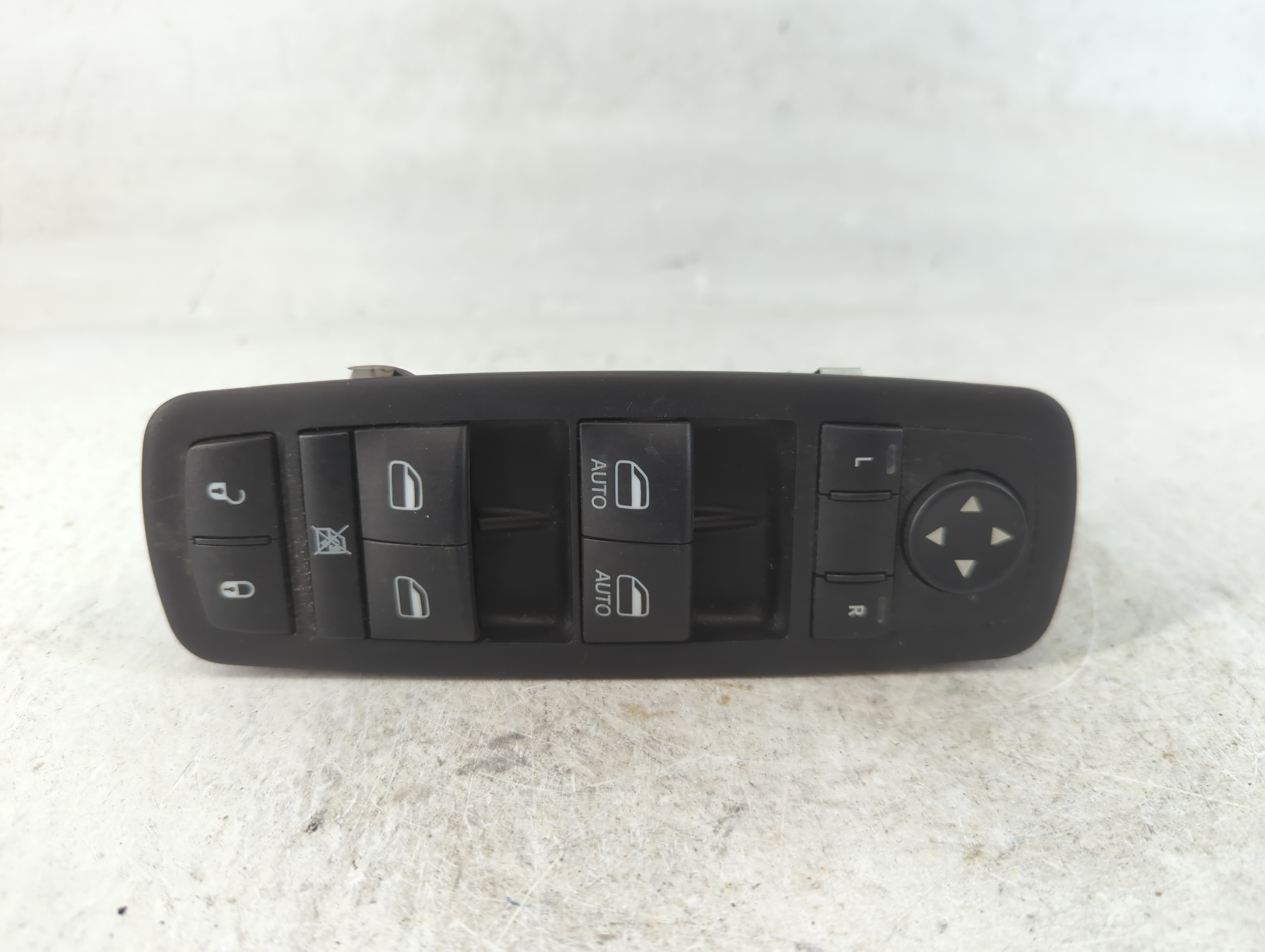 2015-2017 Chrysler 200 Driver Left Door Master Power Window Switch 787375 - Oemusedautoparts1.com
