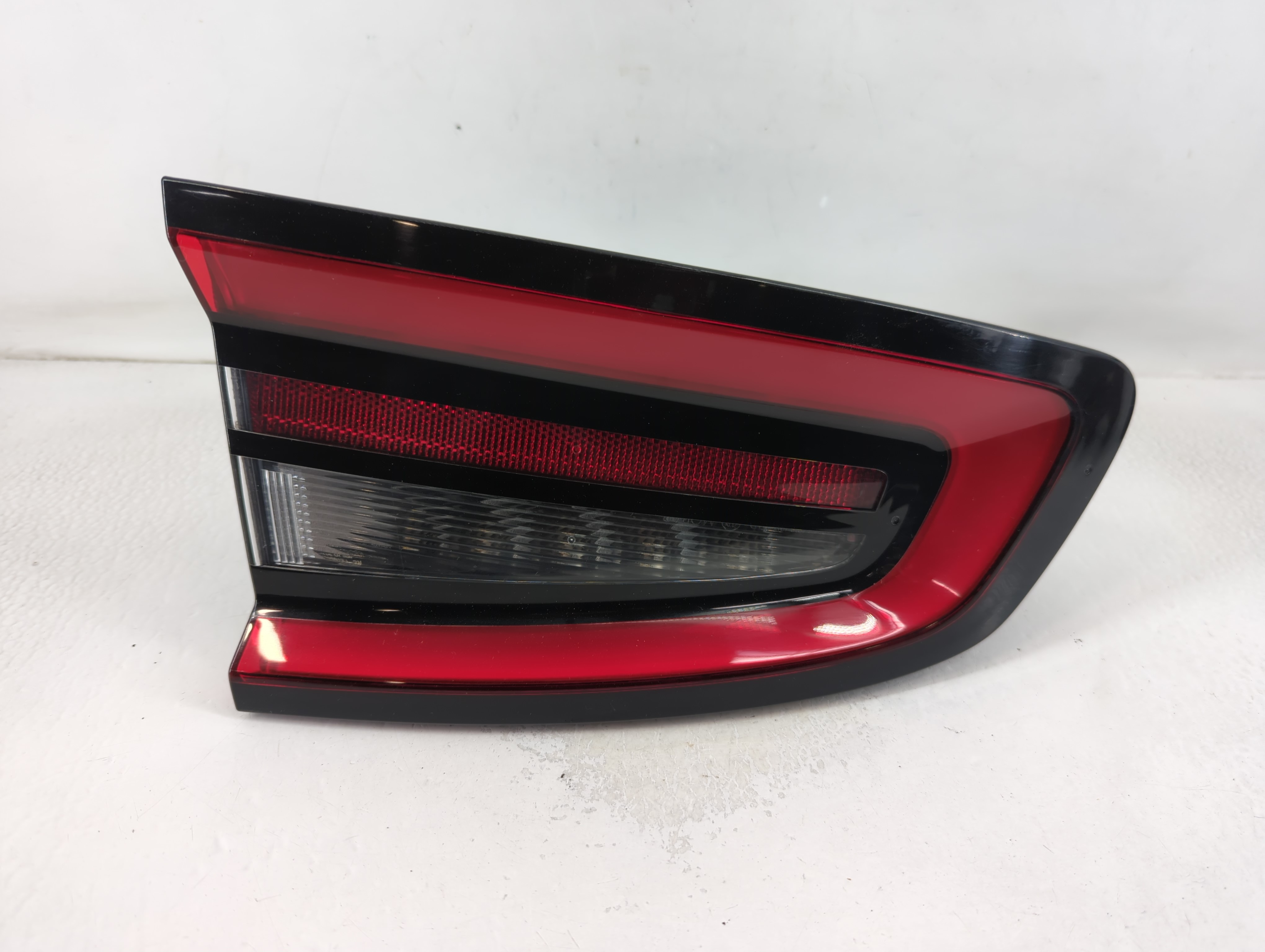 2015-2022 Dodge Charger Driver Left Side Tail Light Taillight Oem 787388 - Oemusedautoparts1.com