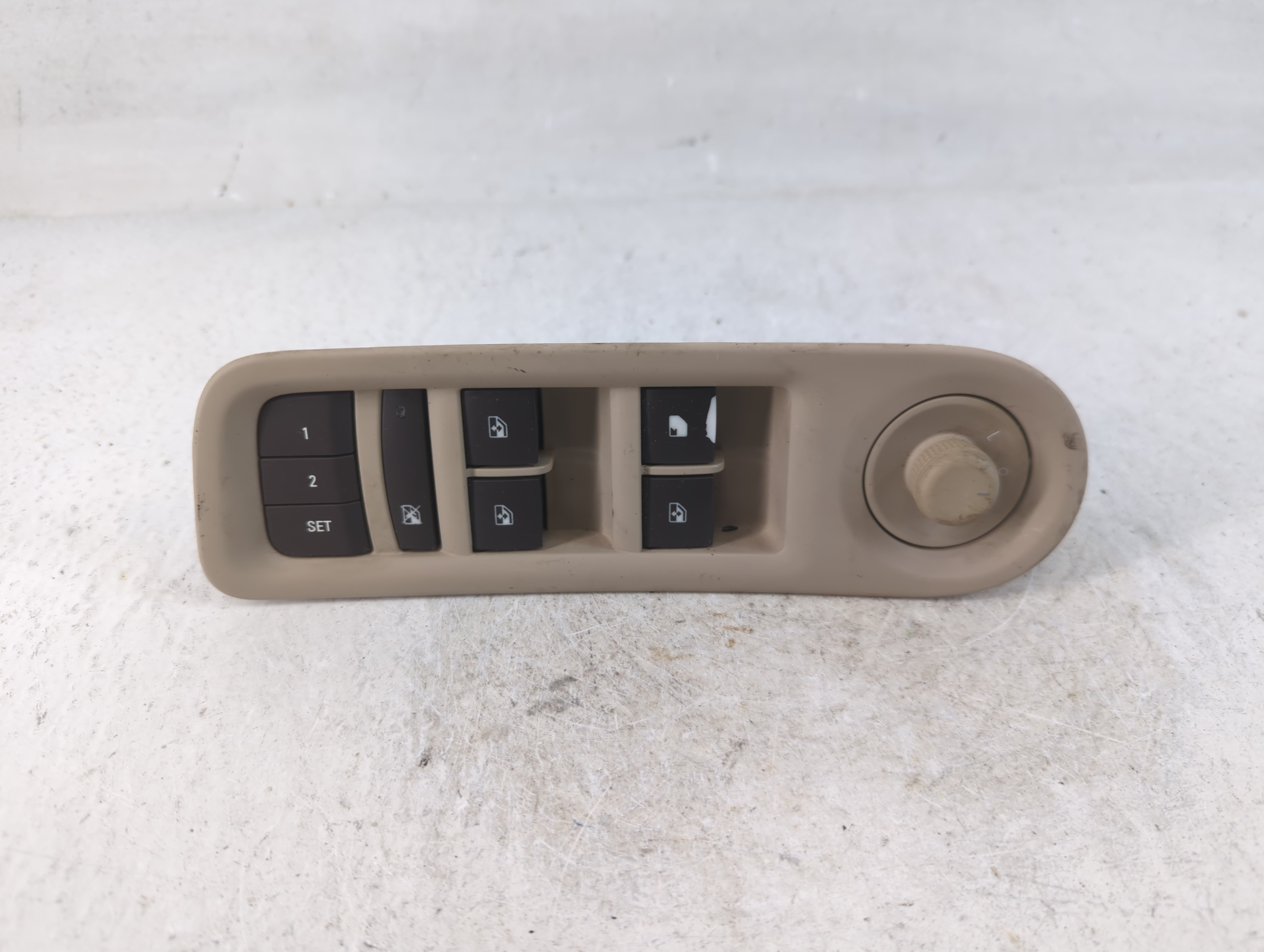 2015-2016 Buick Lacrosse Driver Left Door Master Power Window Switch 787428 - Oemusedautoparts1.com