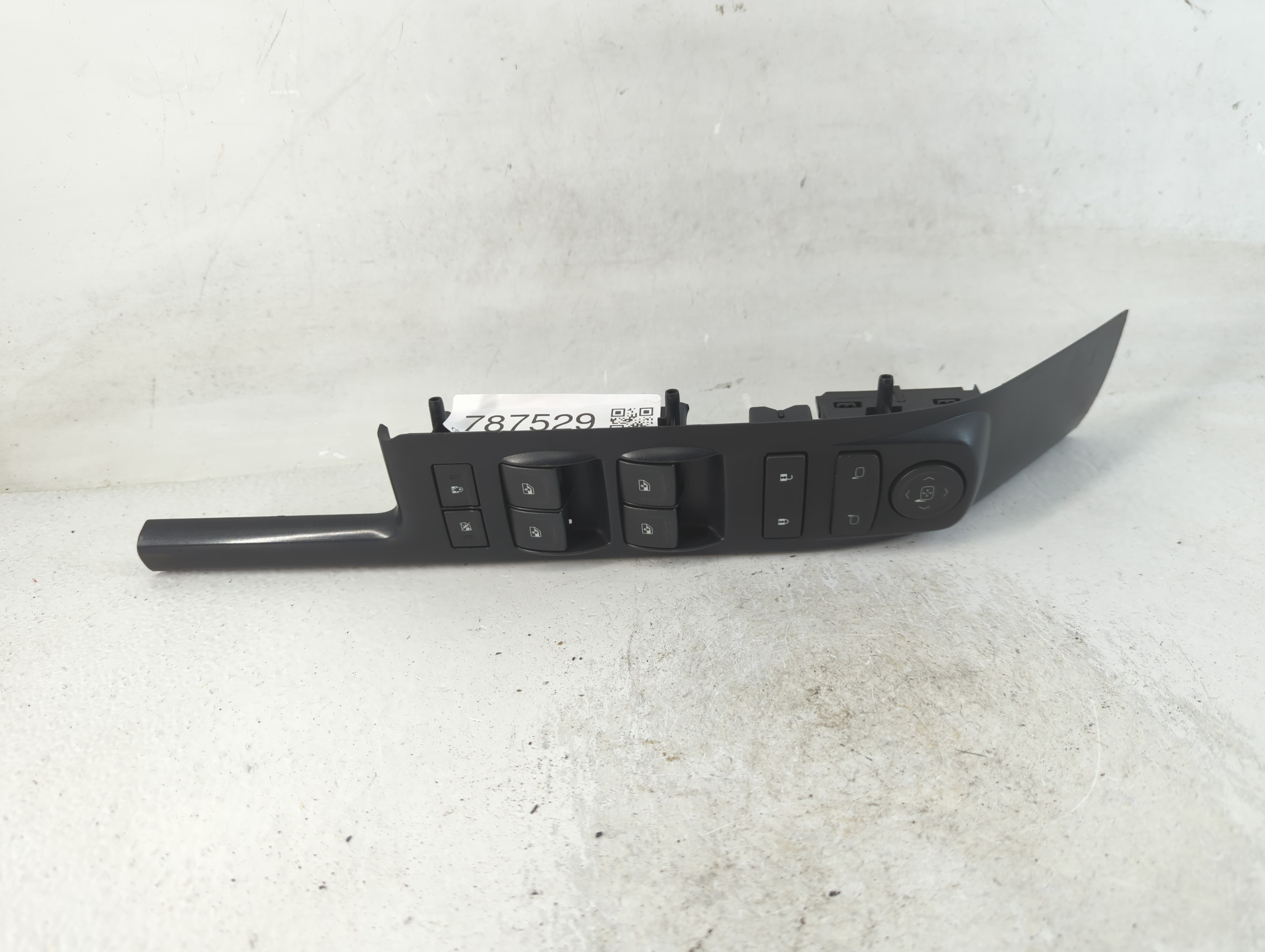 2014 Chevrolet Silverado 1500 Driver Left Door Master Power Window Switch 787529 - Oemusedautoparts1.com