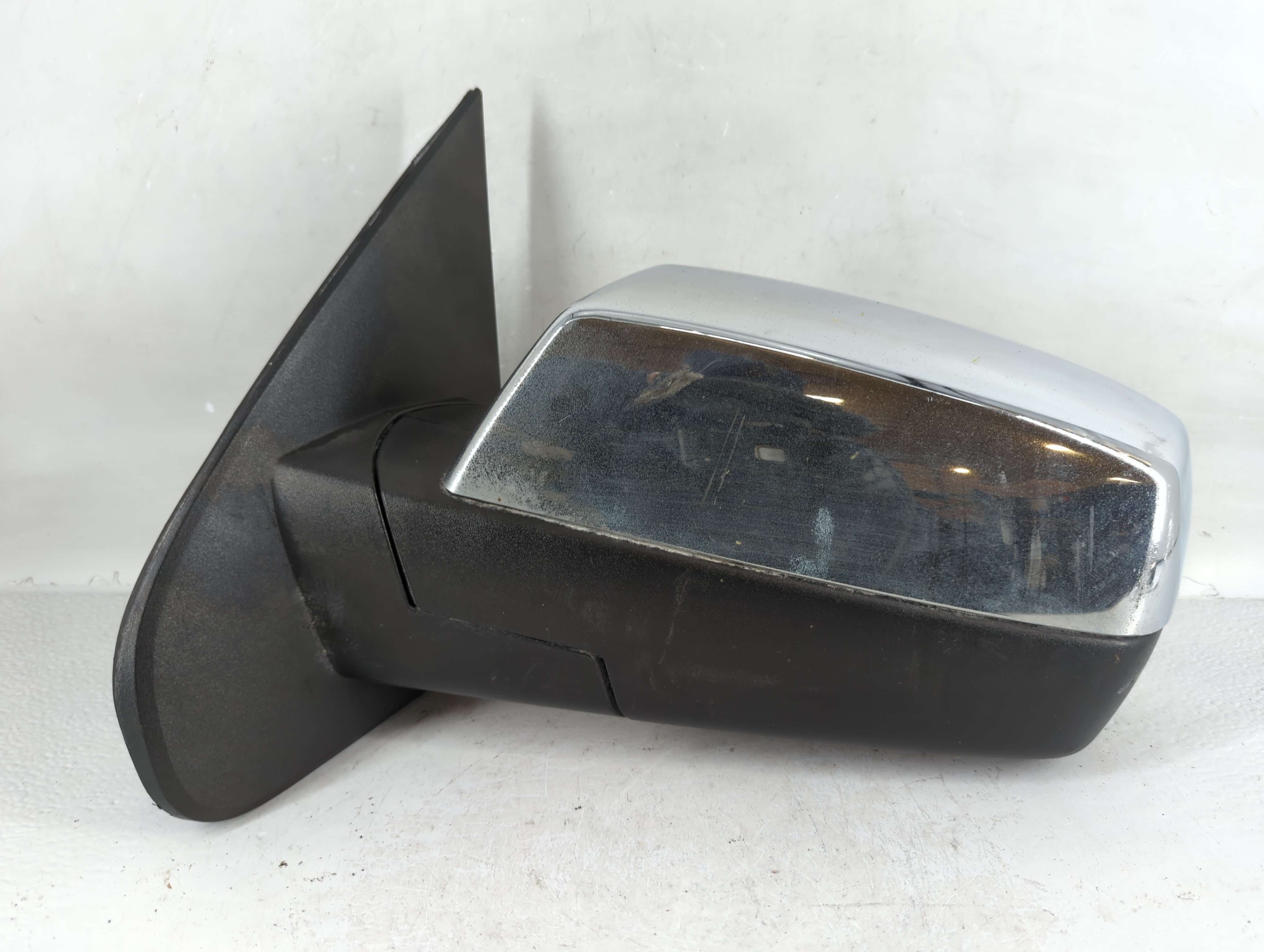 2015 Chevrolet Silverado 1500 Driver Left Side View Power Door Mirror 787560 - Oemusedautoparts1.com