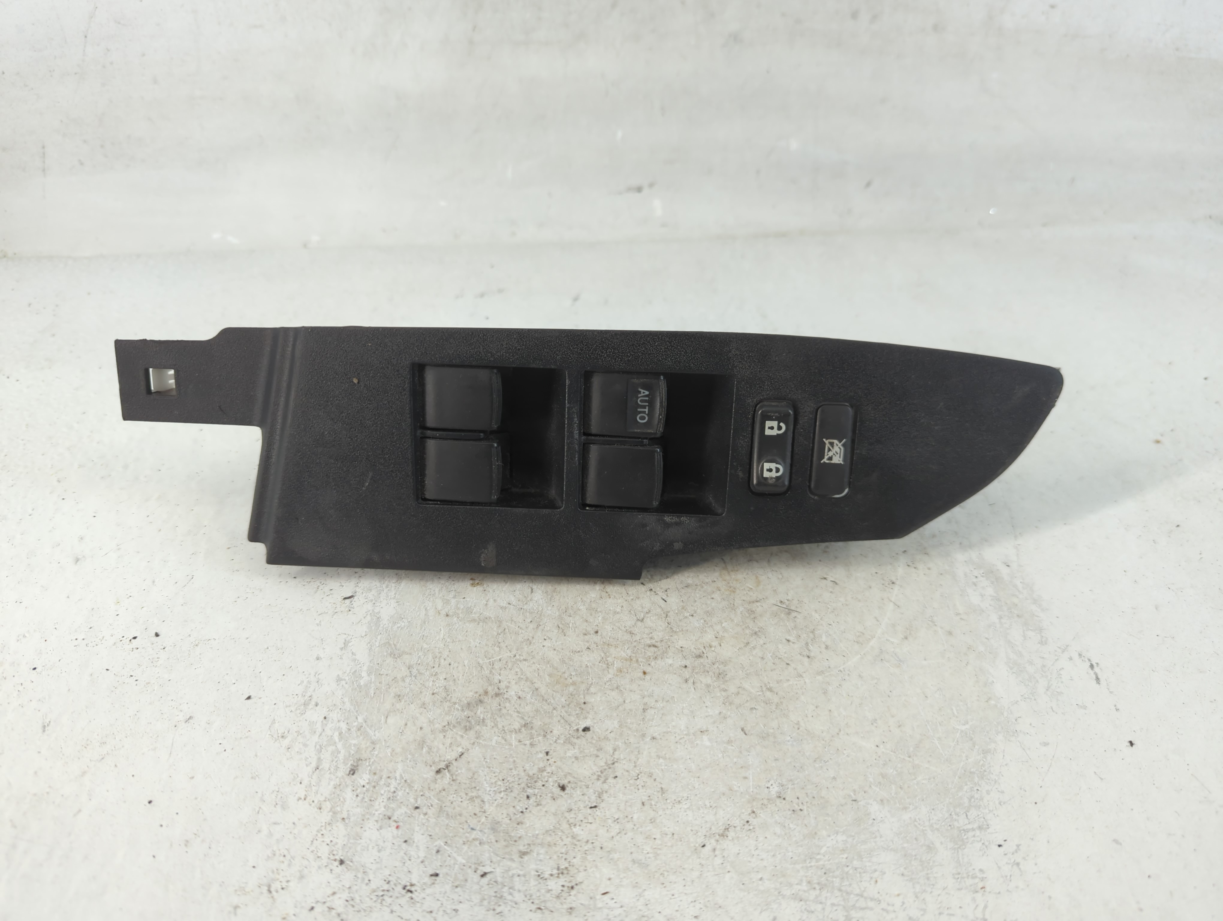 2014-2019 Toyota Corolla Driver Left Door Master Power Window Switch 787576 - Oemusedautoparts1.com