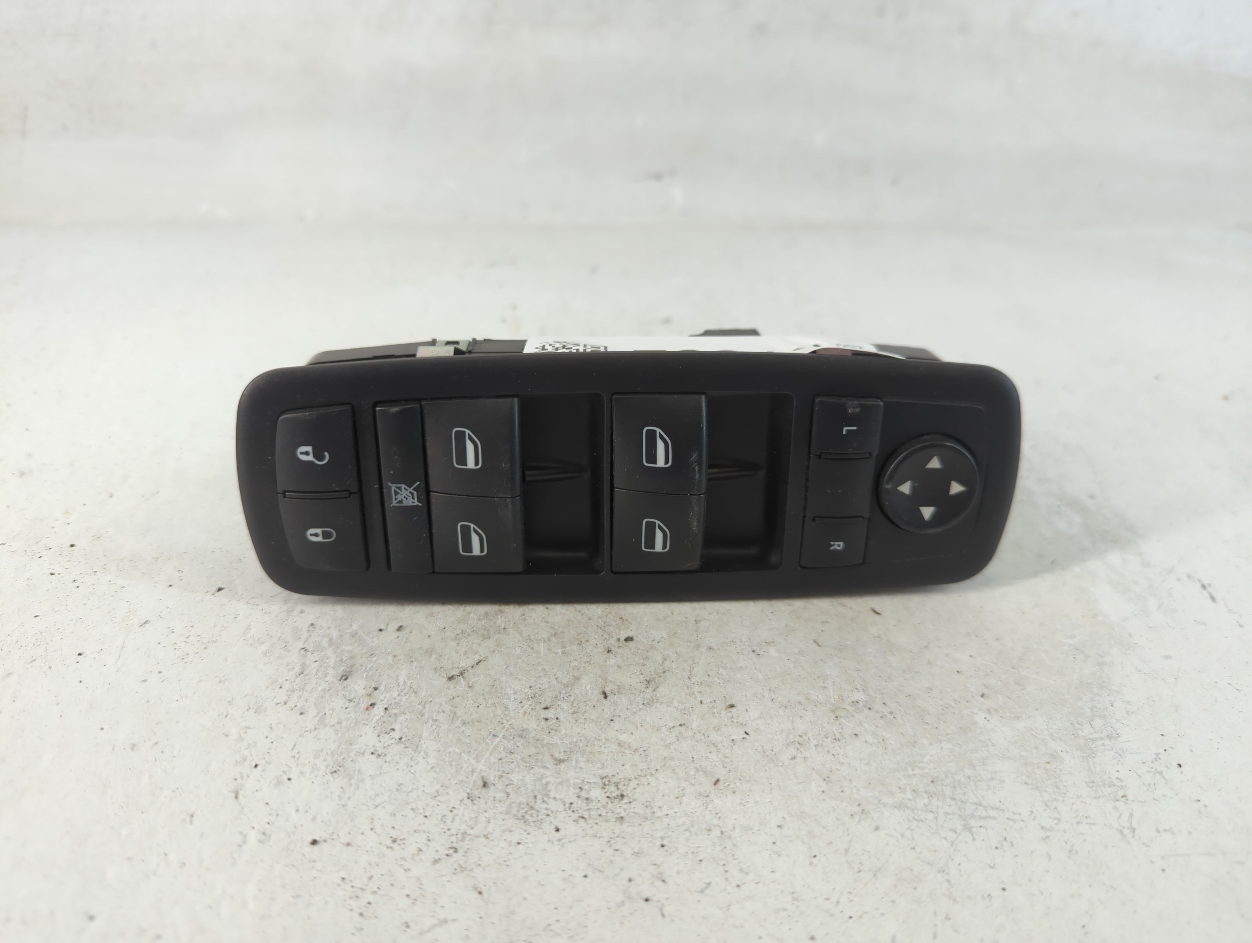 2014-2016 Jeep Cherokee Driver Left Door Master Power Window Switch 787592 - Oemusedautoparts1.com