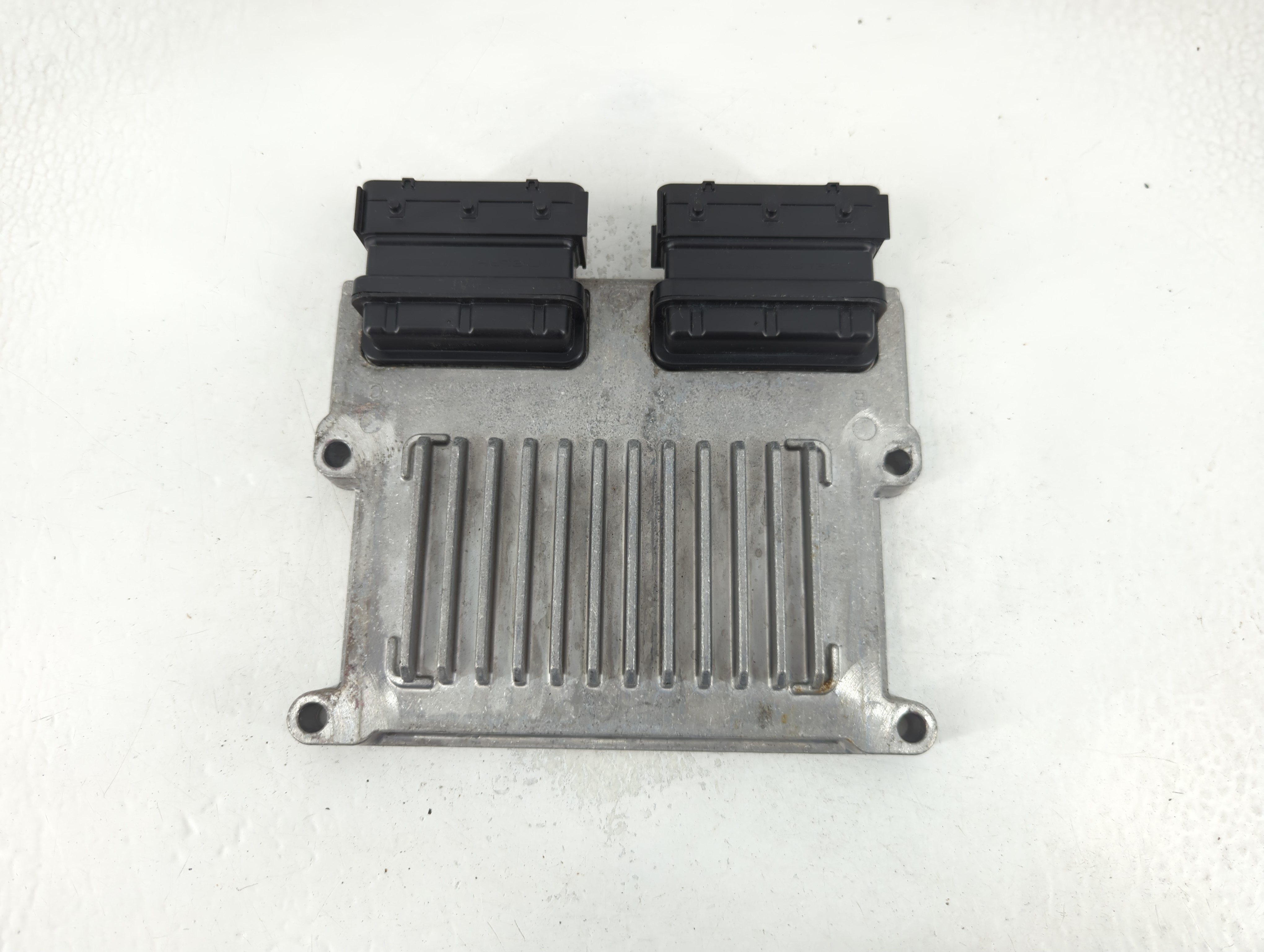 Picture of 2017-2017 Genesis G80 Engine Control Computer Ecu Pcm Ecm Pcu Oem 787626
