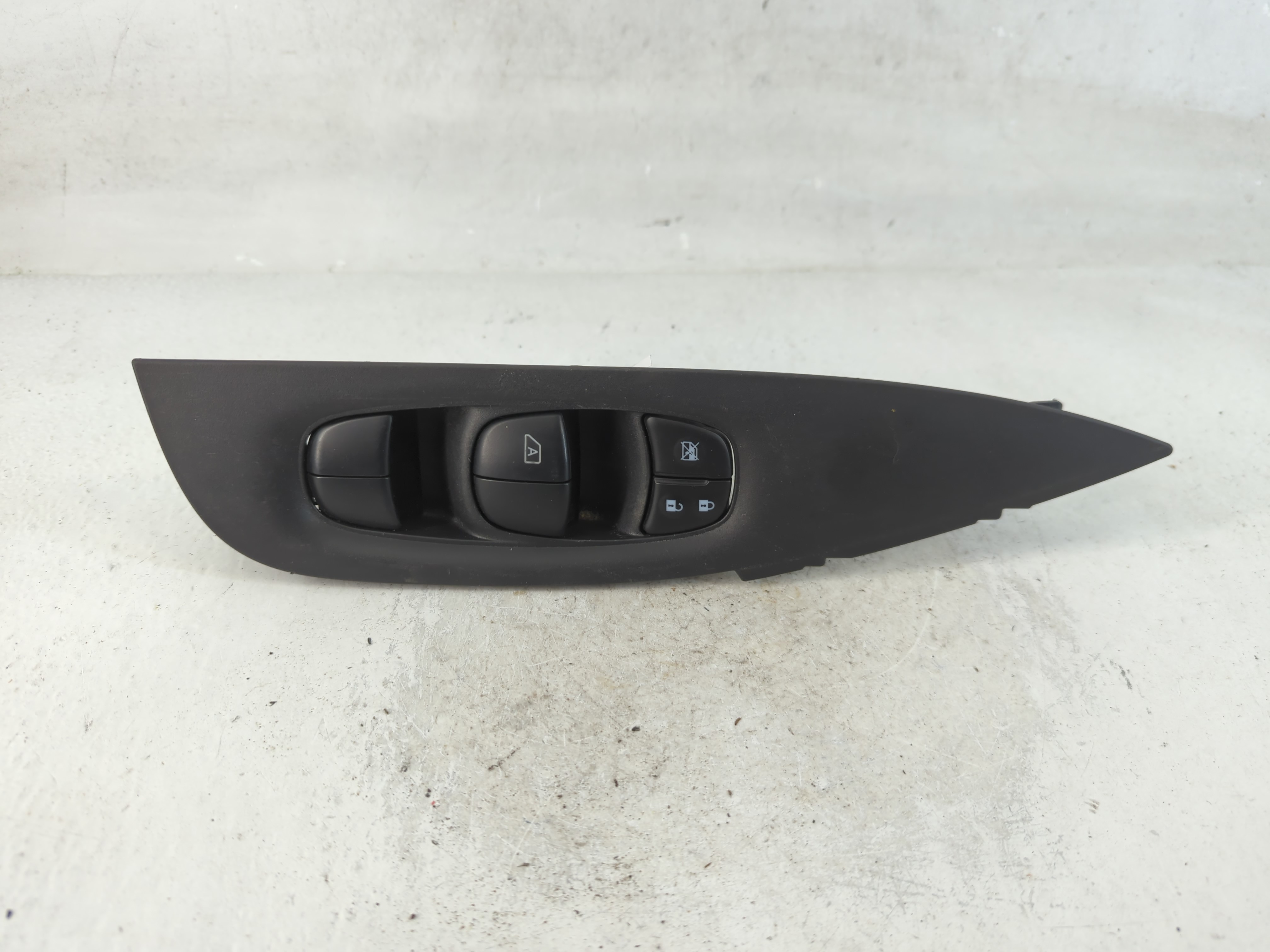2017-2022 Nissan Rogue Sport Driver Left Door Master Power Window Switch 787649 - Oemusedautoparts1.com
