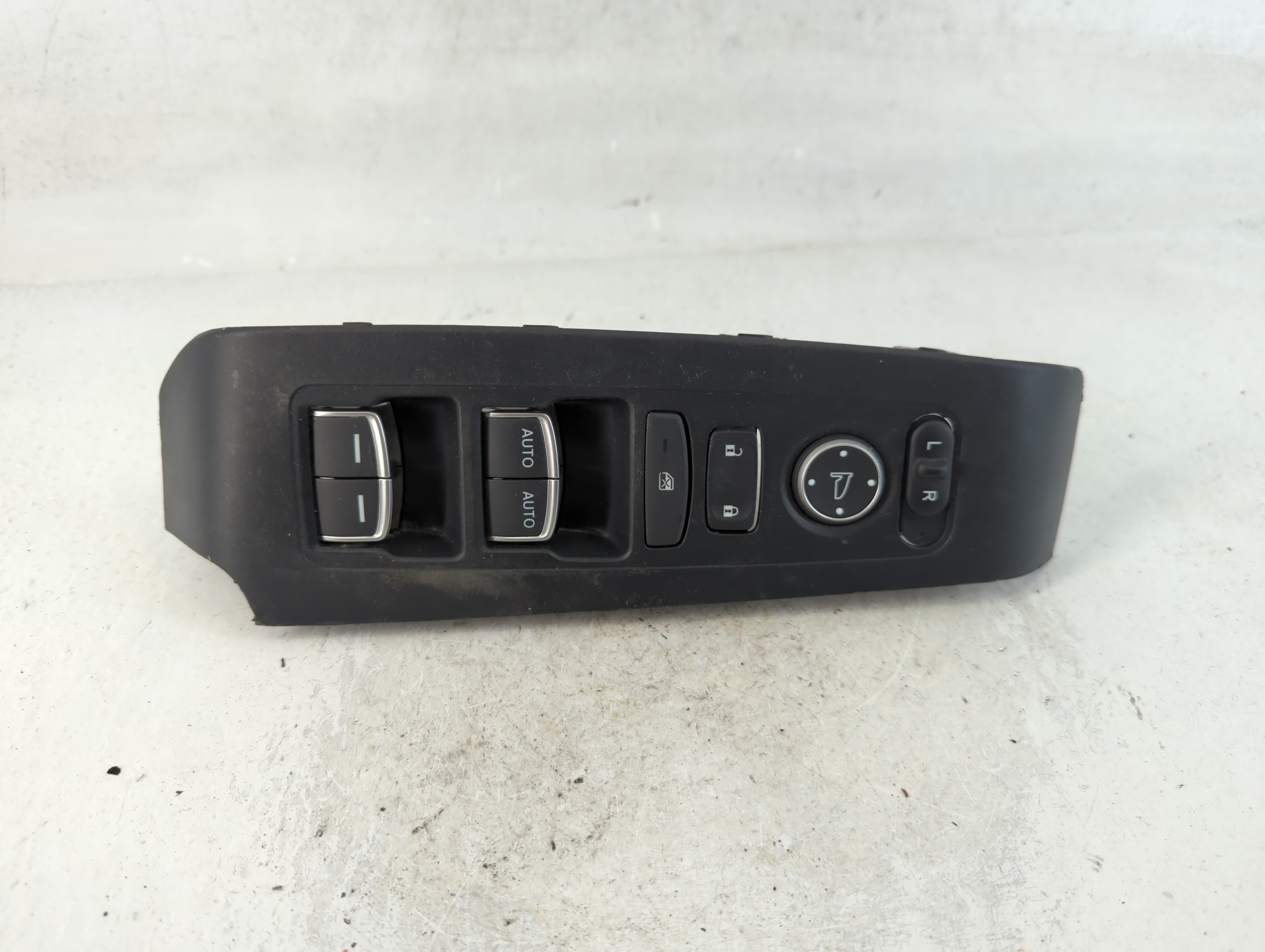 2022-2022 Honda Civic Driver Left Door Master Power Window Switch 787714 - Oemusedautoparts1.com