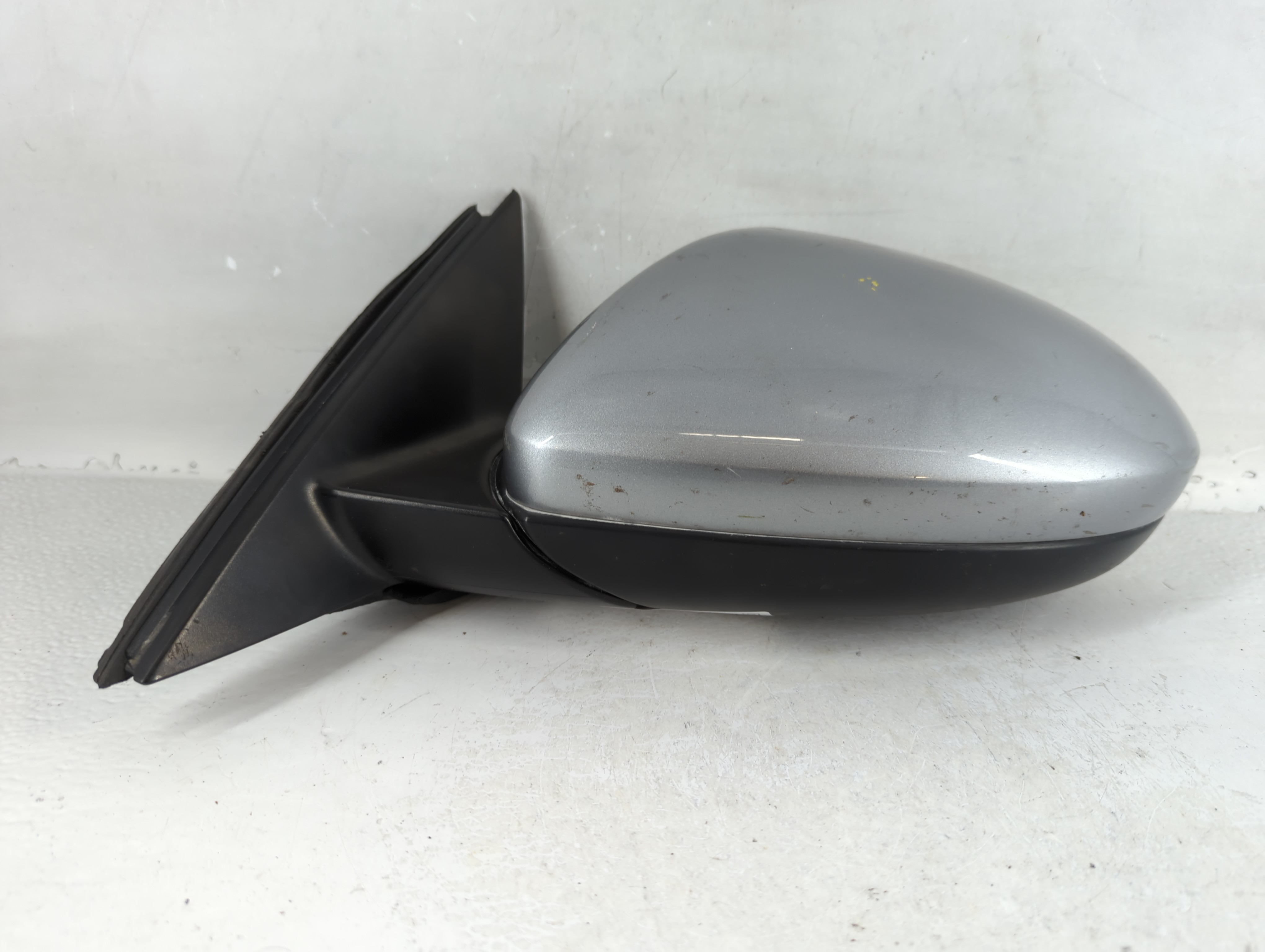 2019-2021 Volkswagen Jetta Driver Left Side View Power Door Mirror Silver 787795 - Oemusedautoparts1.com