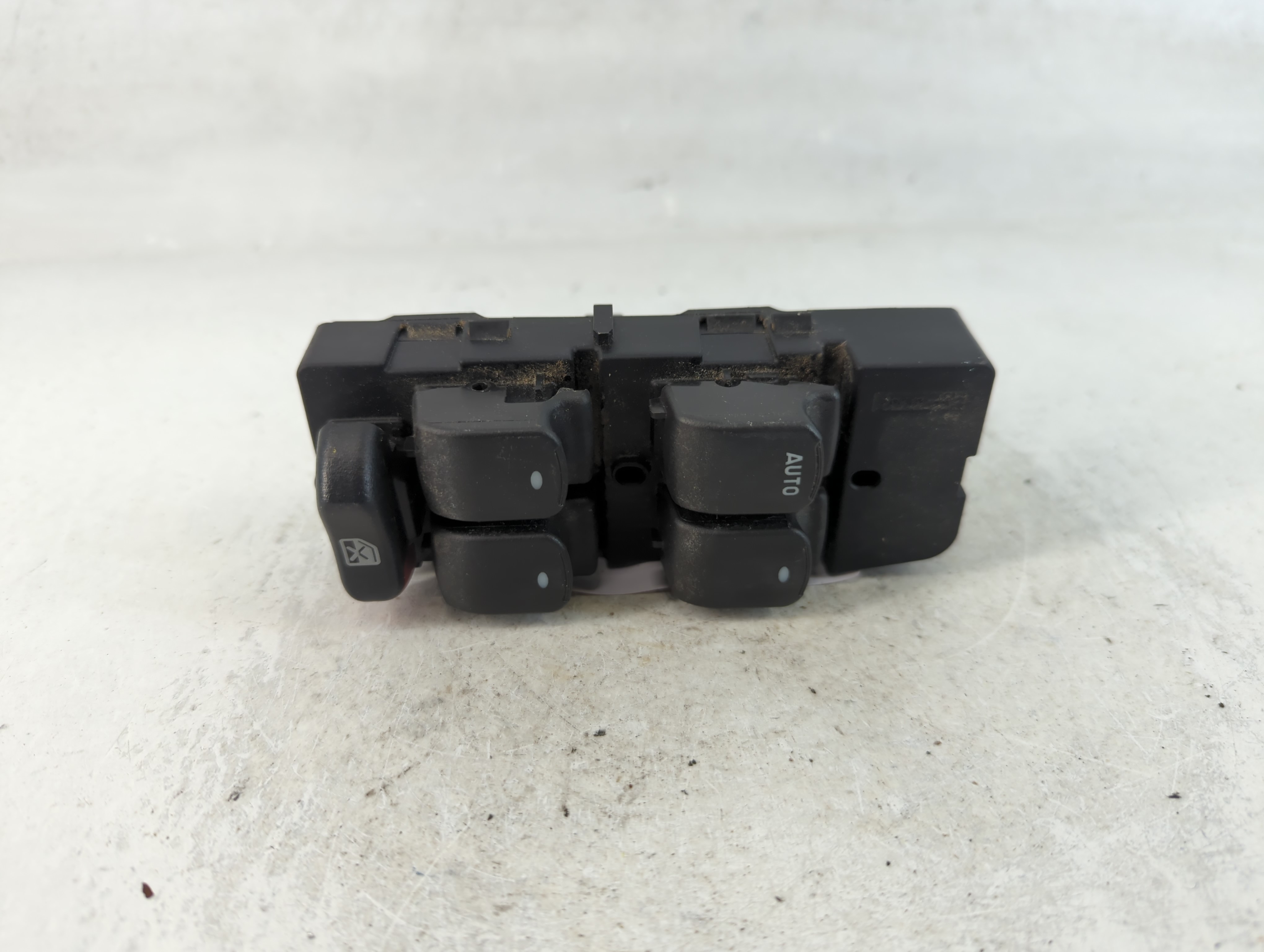 Picture of 2010-2011 Chevrolet Malibu Driver Left Door Master Power Window Switch 787887