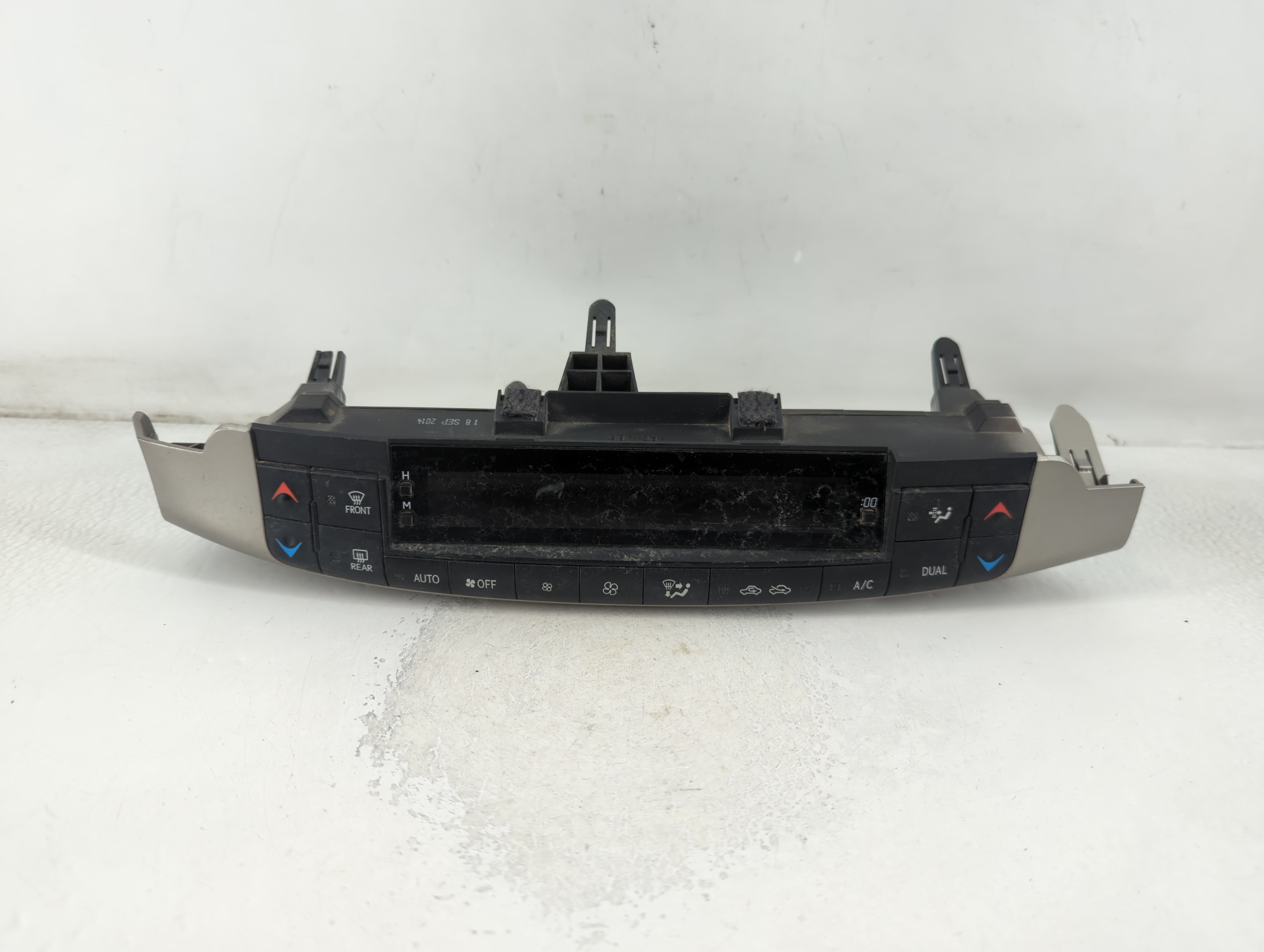 2014-2017 Lexus Ct200h Ac Heater Climate Control Temperature Oem 788026 - Oemusedautoparts1.com