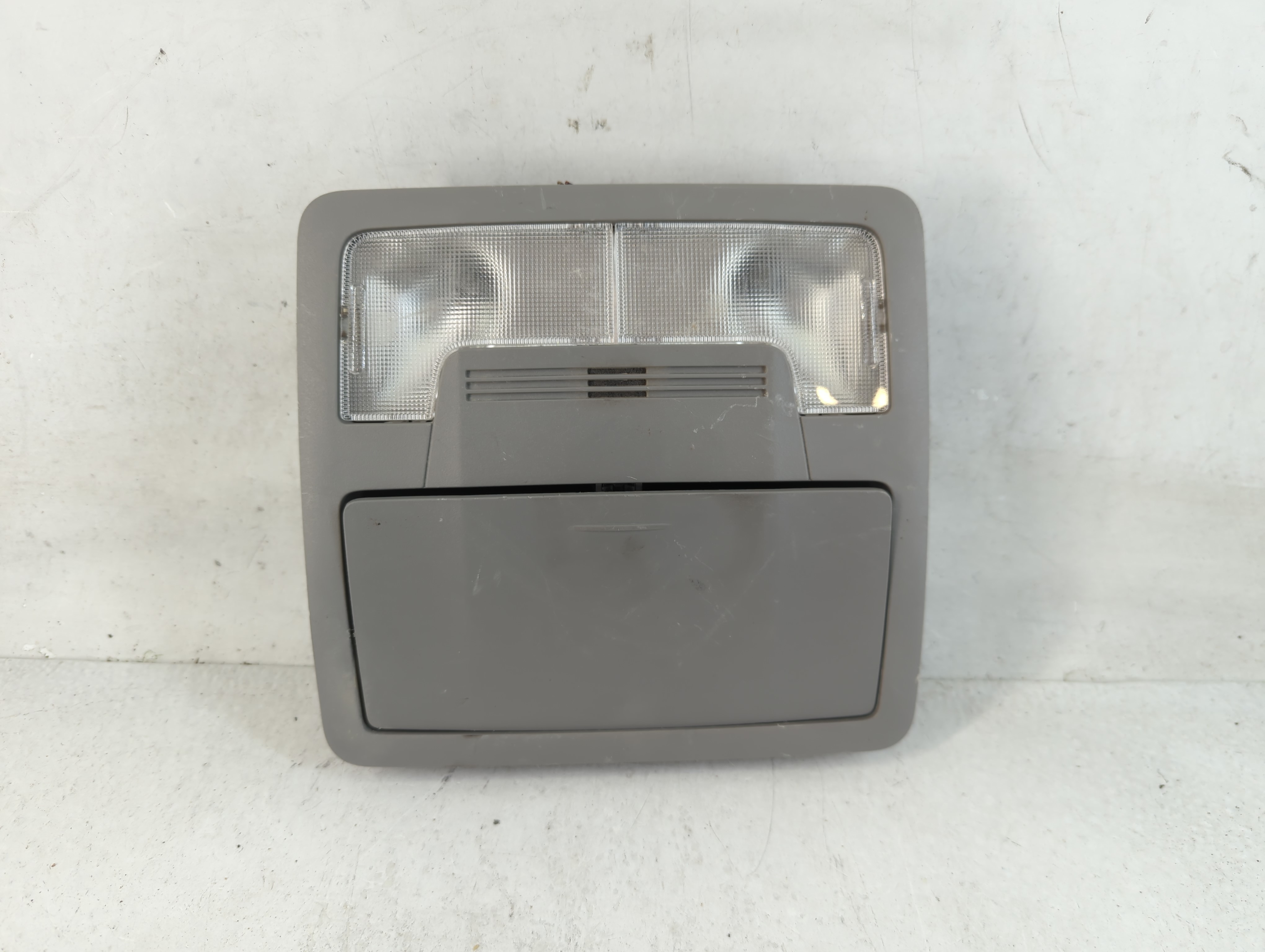 2012 Toyota Camry Overhead Roof Console 788041 - Oemusedautoparts1.com