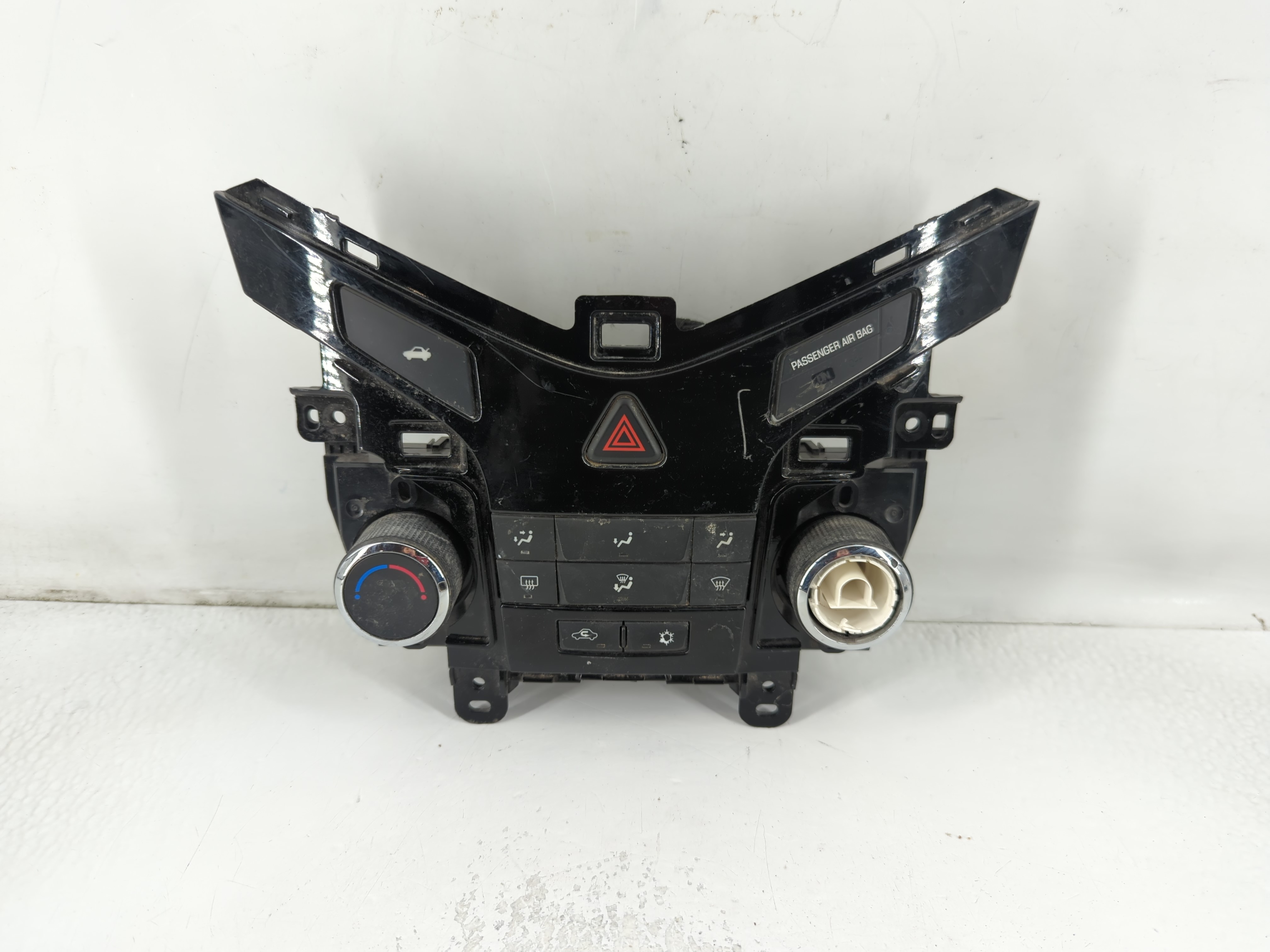 2012-2016 Chevrolet Cruze Ac Heater Climate Control 95146207 788053 - Oemusedautoparts1.com