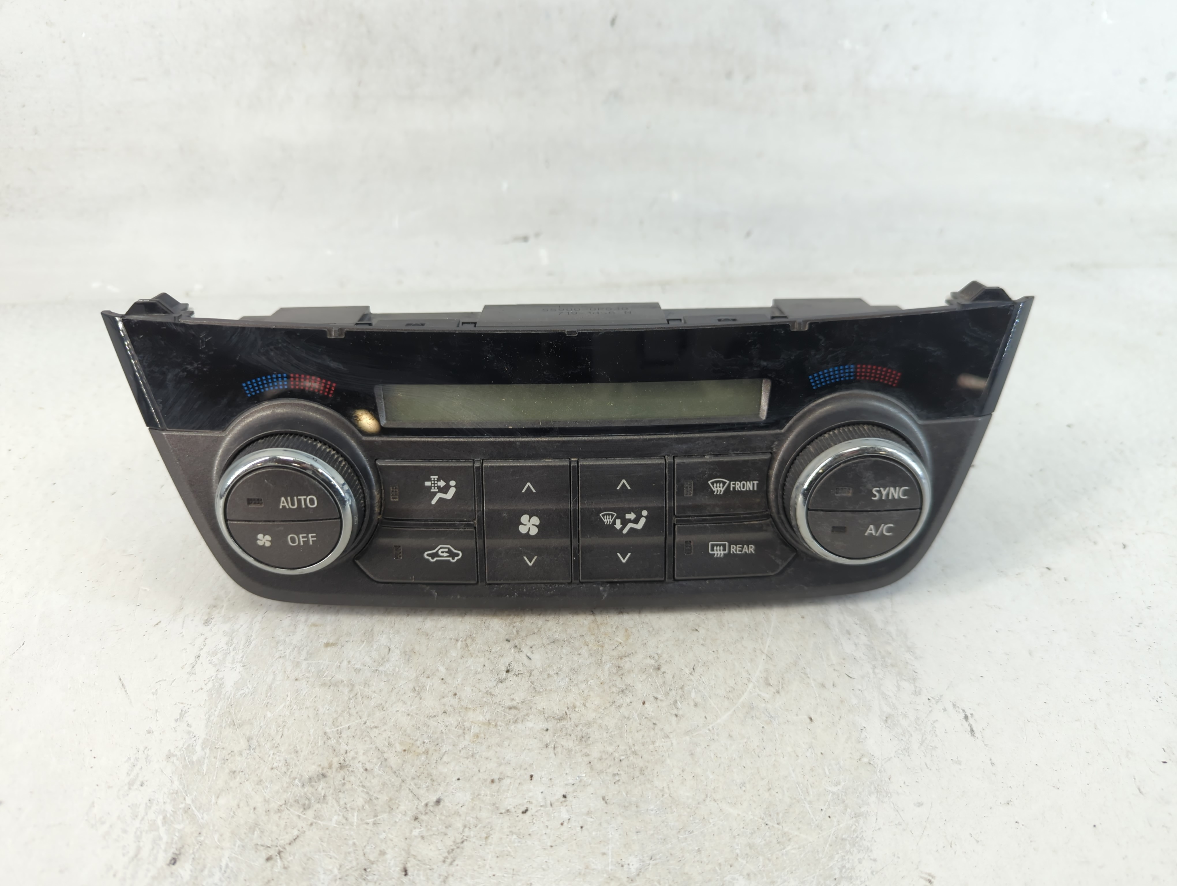 2013-2015 Toyota Rav4 Ac Heater Climate Control 75f719 788181 - Oemusedautoparts1.com