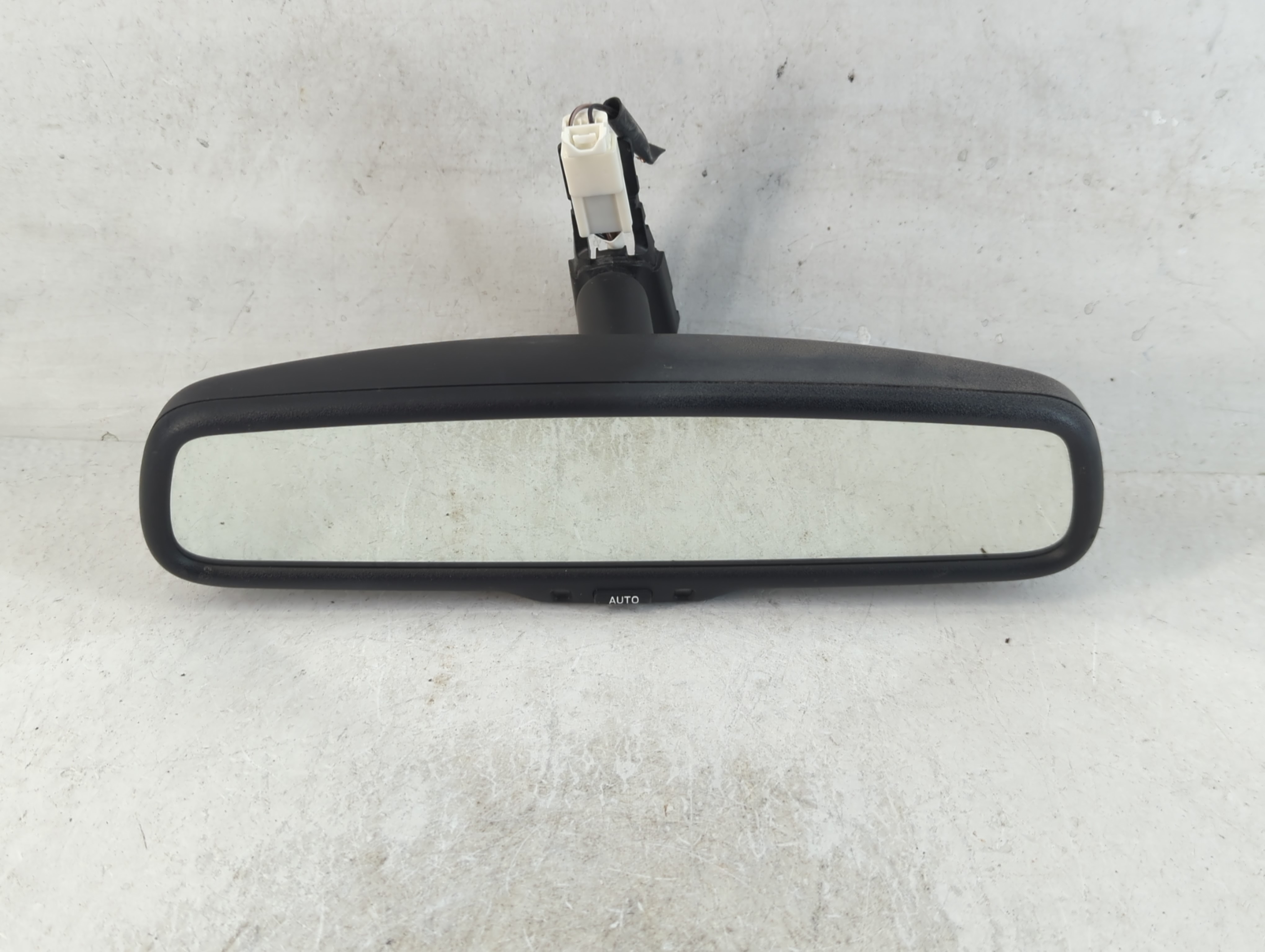 2013-2015 Toyota Rav4 Rear View Mirror Oem 788218 - Oemusedautoparts1.com
