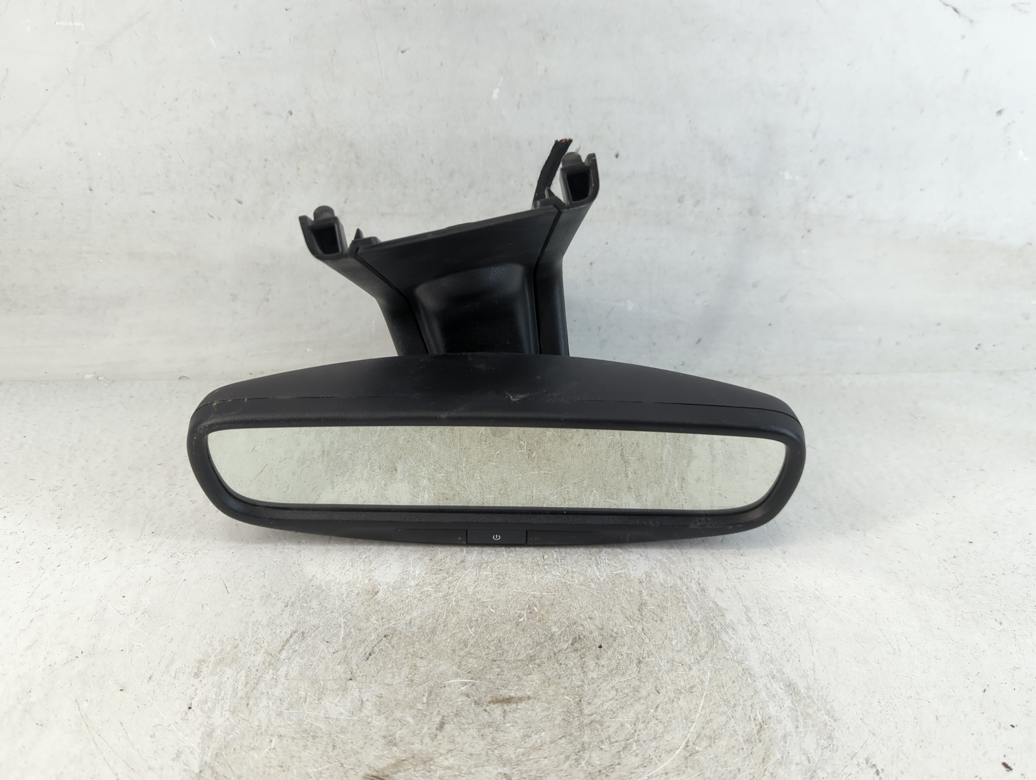2018-2022 Chrysler Pacifica Rear View Mirror Oem 788235 - Oemusedautoparts1.com
