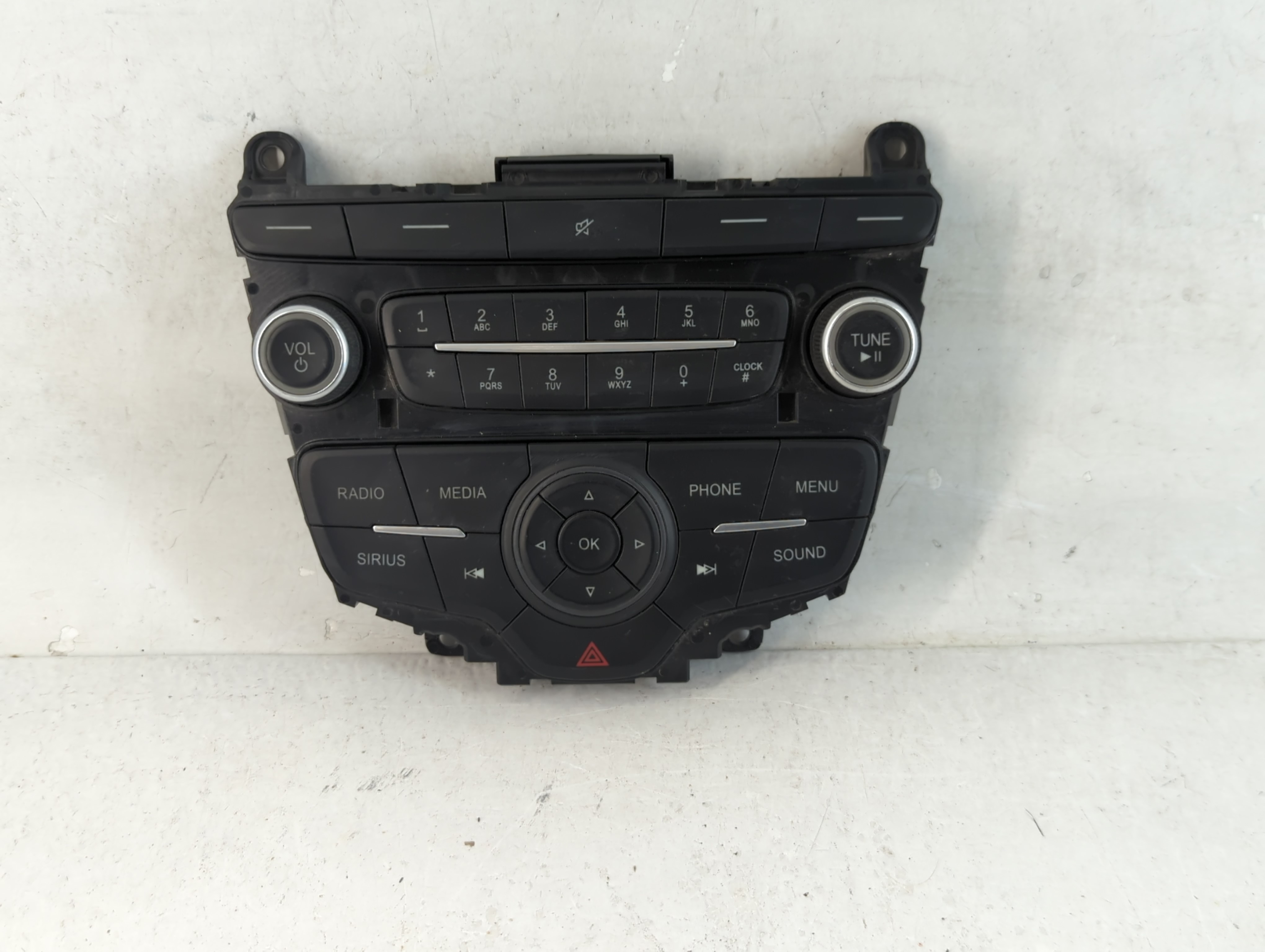 2015-2018 Ford Focus Am Fm Cd Player Radio Receiver 788249 - Oemusedautoparts1.com