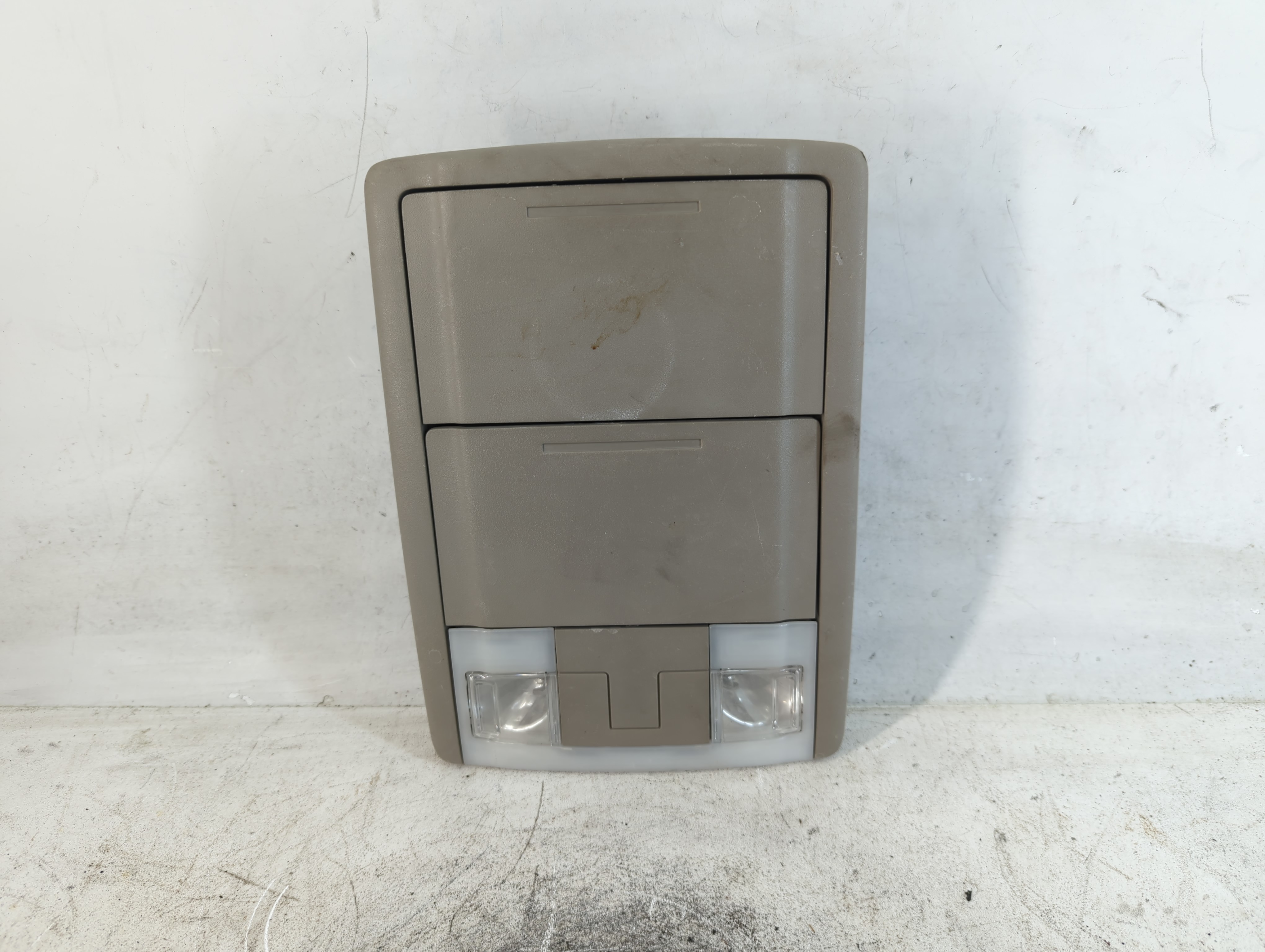 2007 Ford Expedition Overhead Roof Console 788265 - Oemusedautoparts1.com