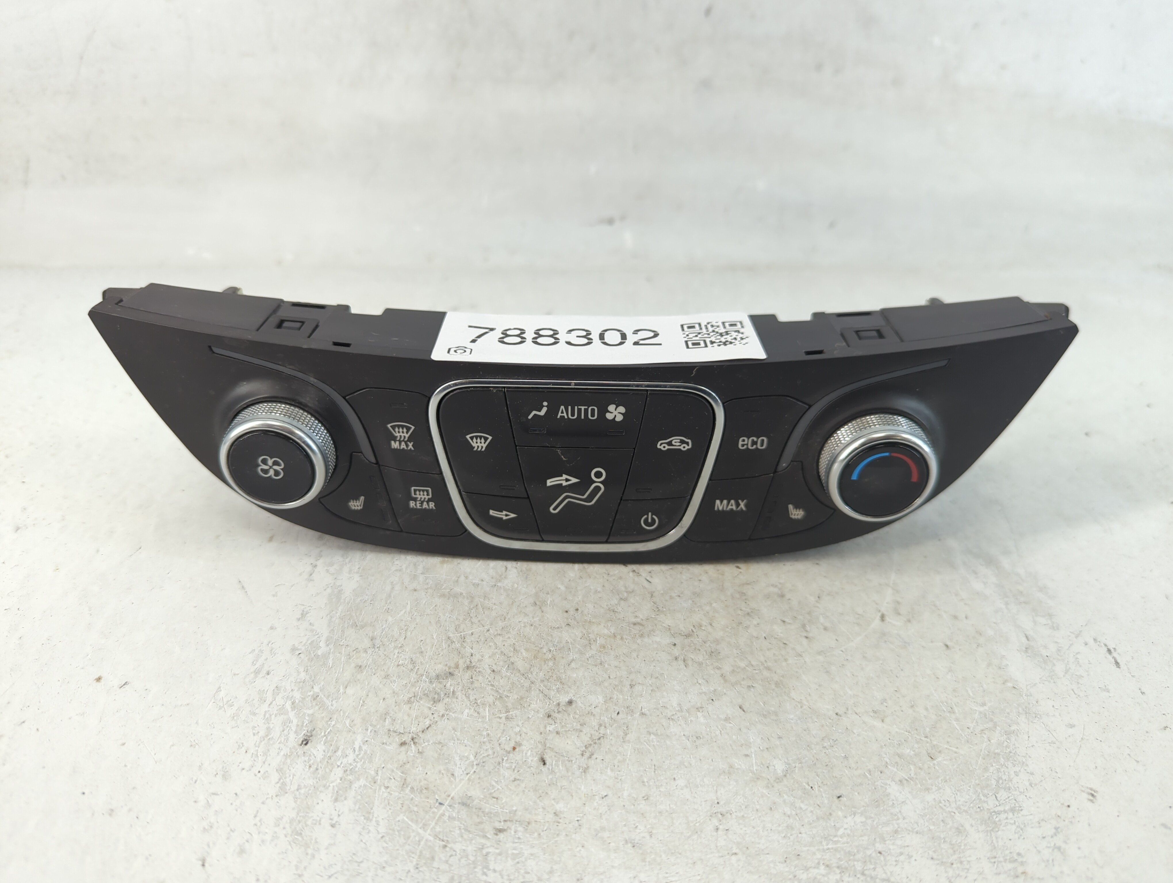 2017-2017 Chevrolet Volt Ac Heater Climate Control 23413285 788302 - Oemusedautoparts1.com