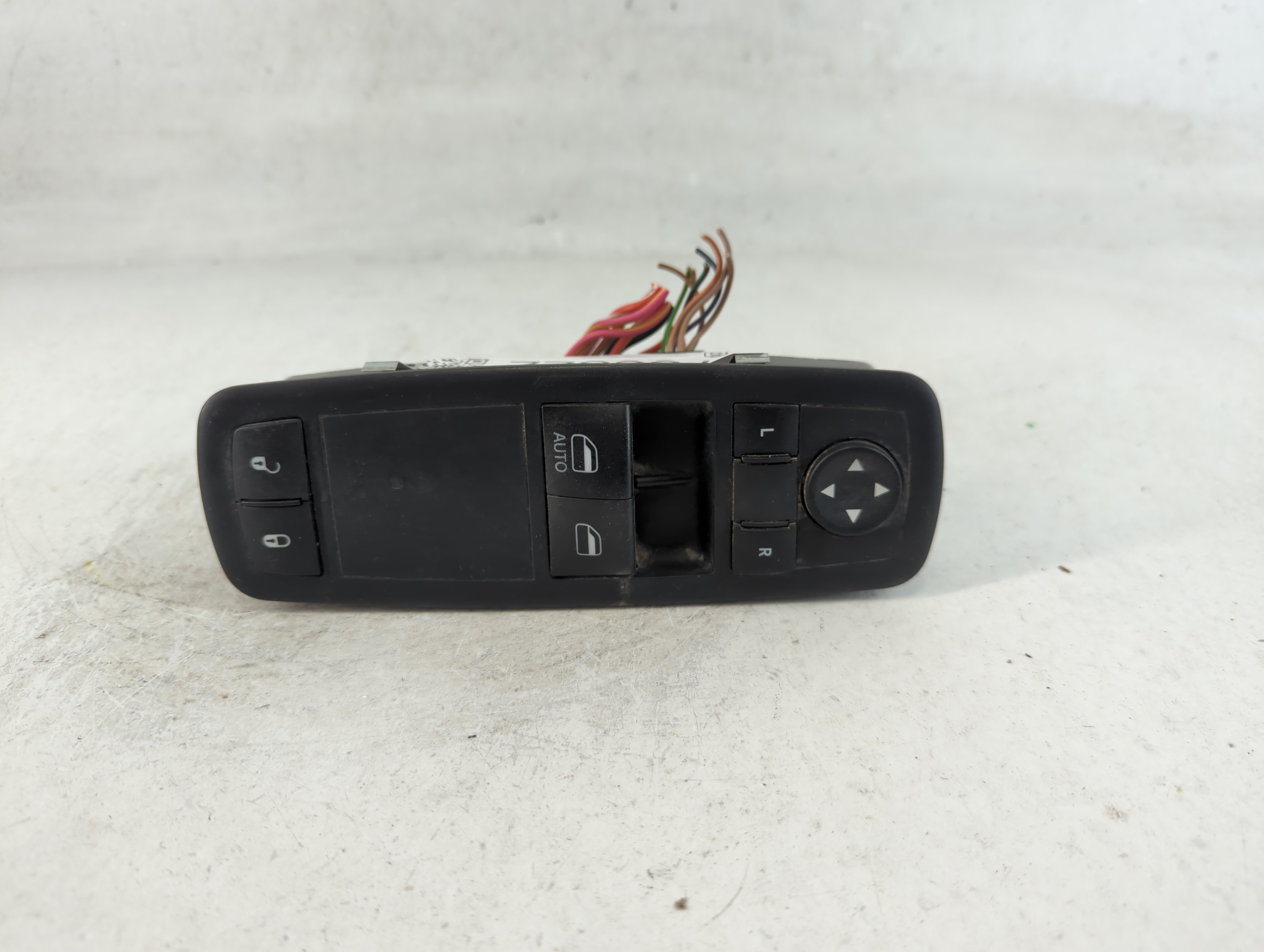 2012-2016 Dodge Grand Caravan Driver Left Door Master Power Window Switch 788322 - Oemusedautoparts1.com