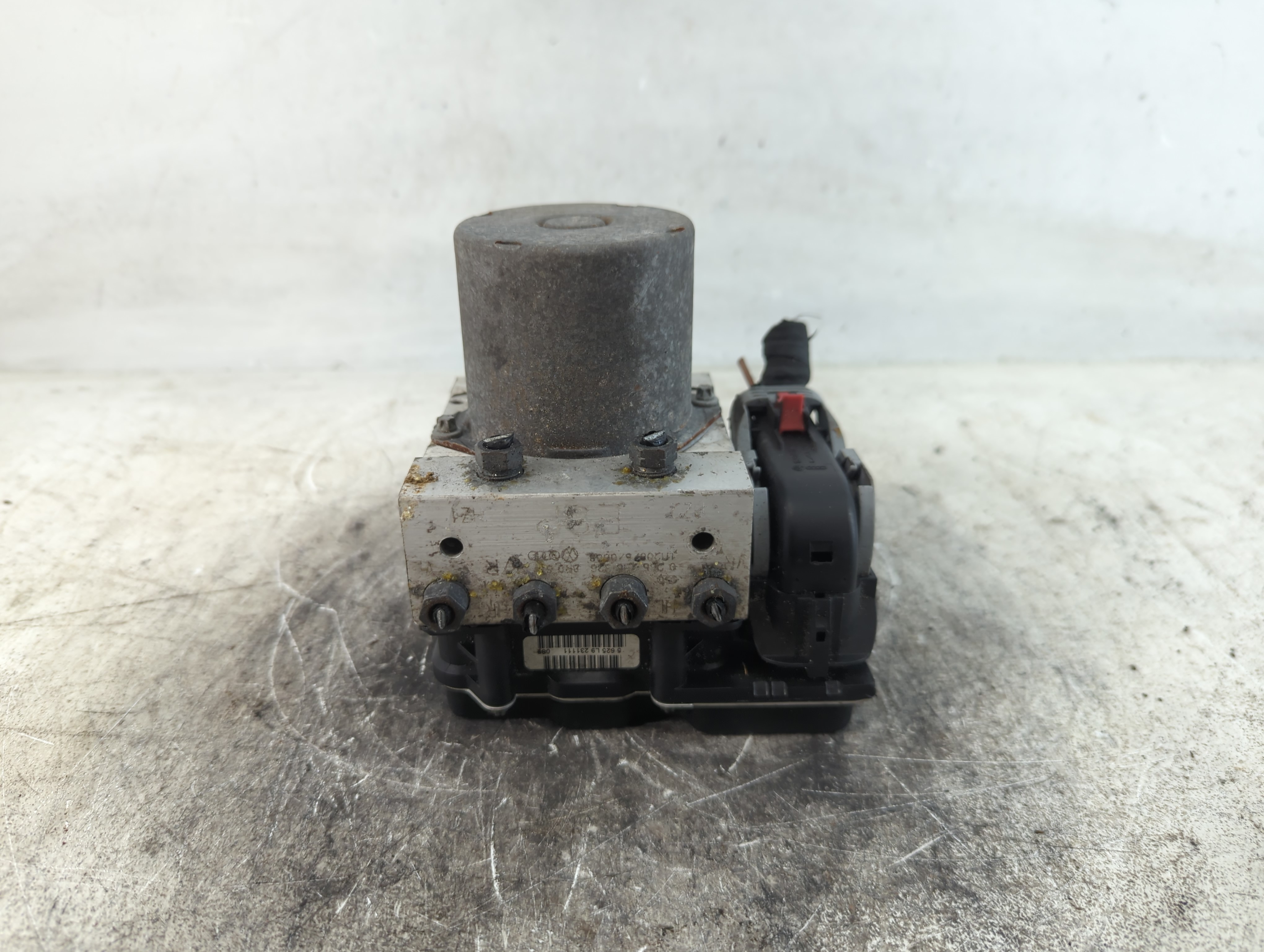 Picture of 2009-2012 Audi Q5 Abs Pump Control Module 788464