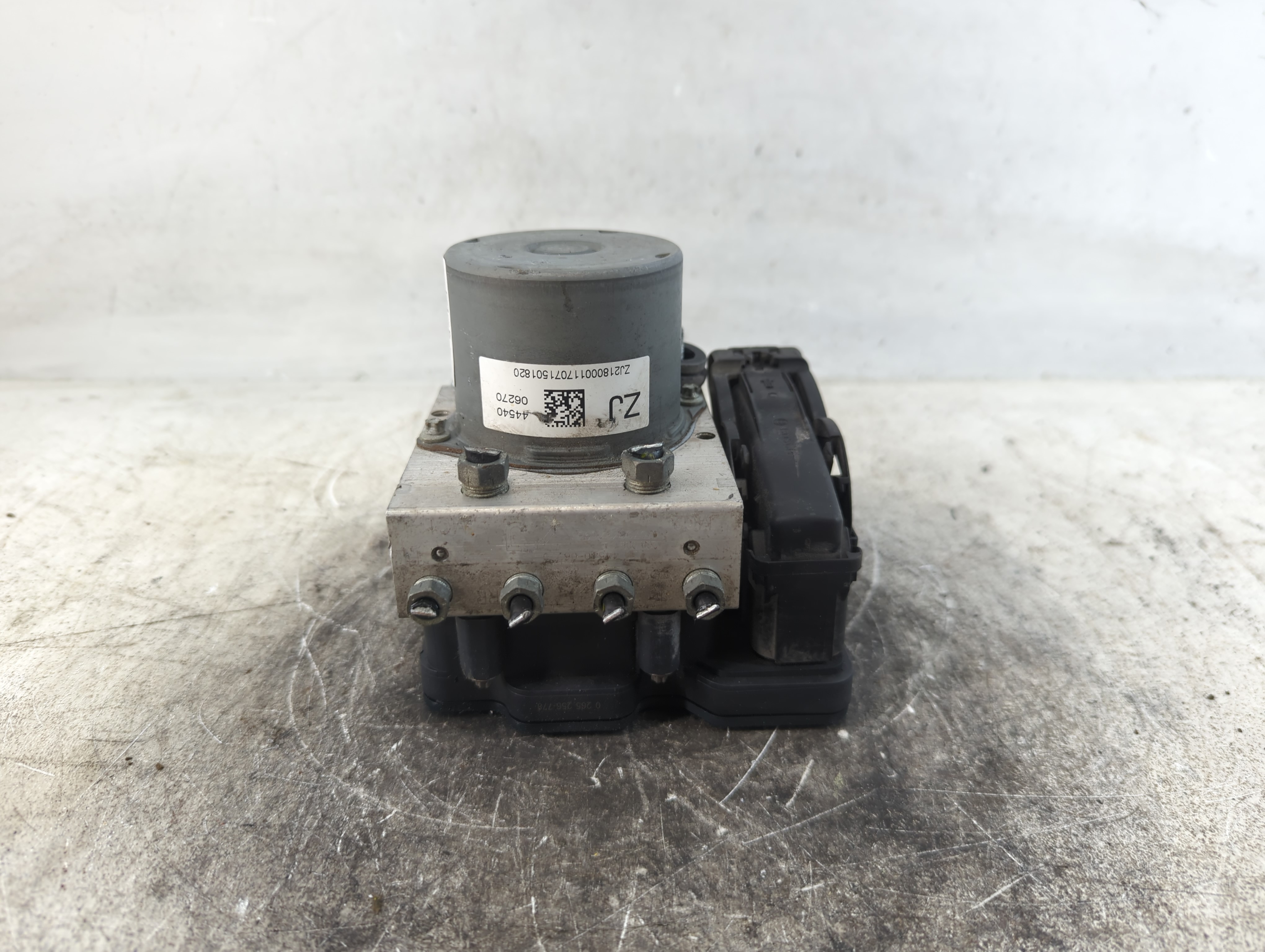 Picture of 2018-2020 Toyota Camry Abs Pump Control Module 788504