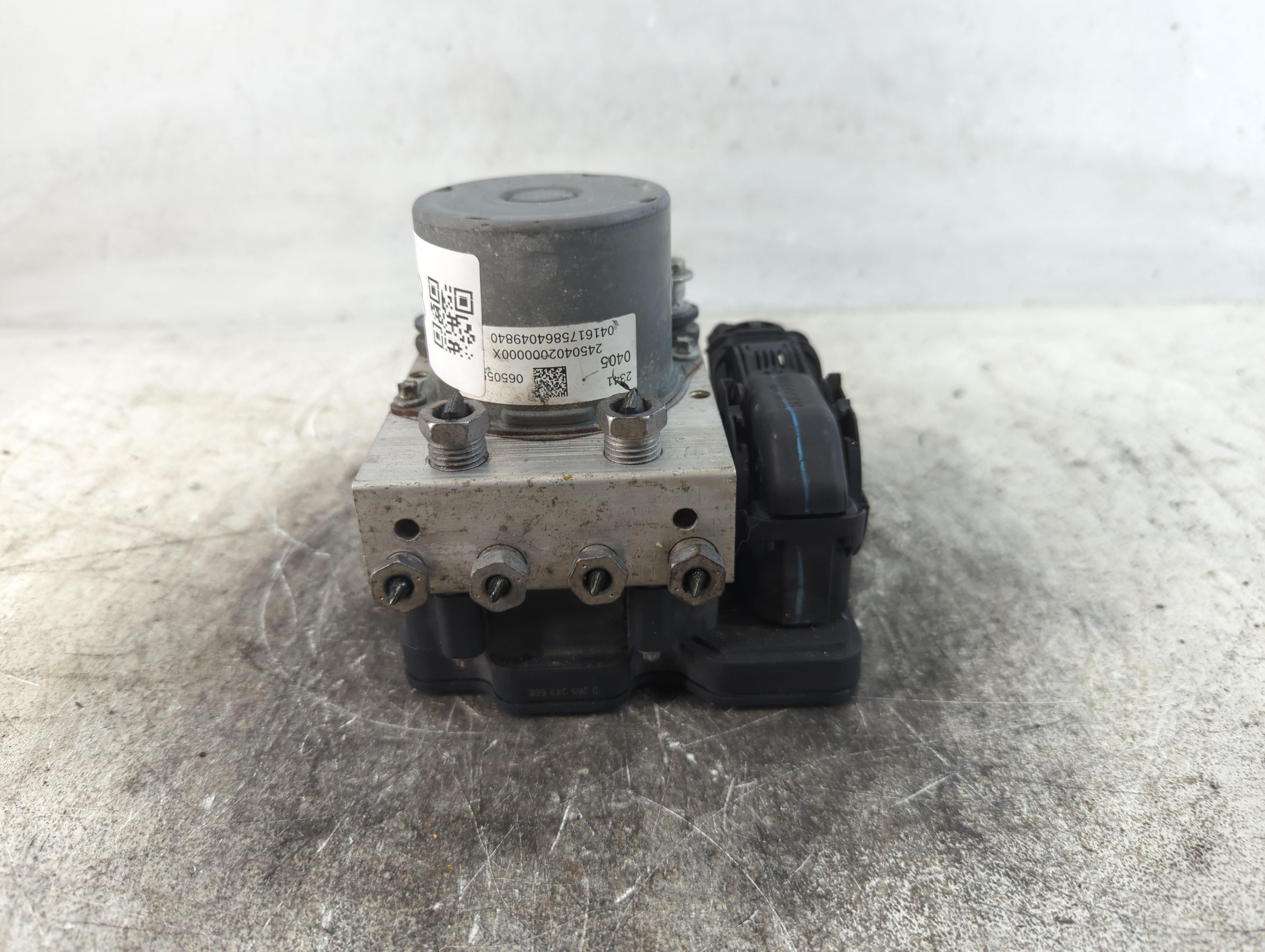 2016-2017 Chevrolet Malibu Abs Pump Control Module 788518 - Oemusedautoparts1.com