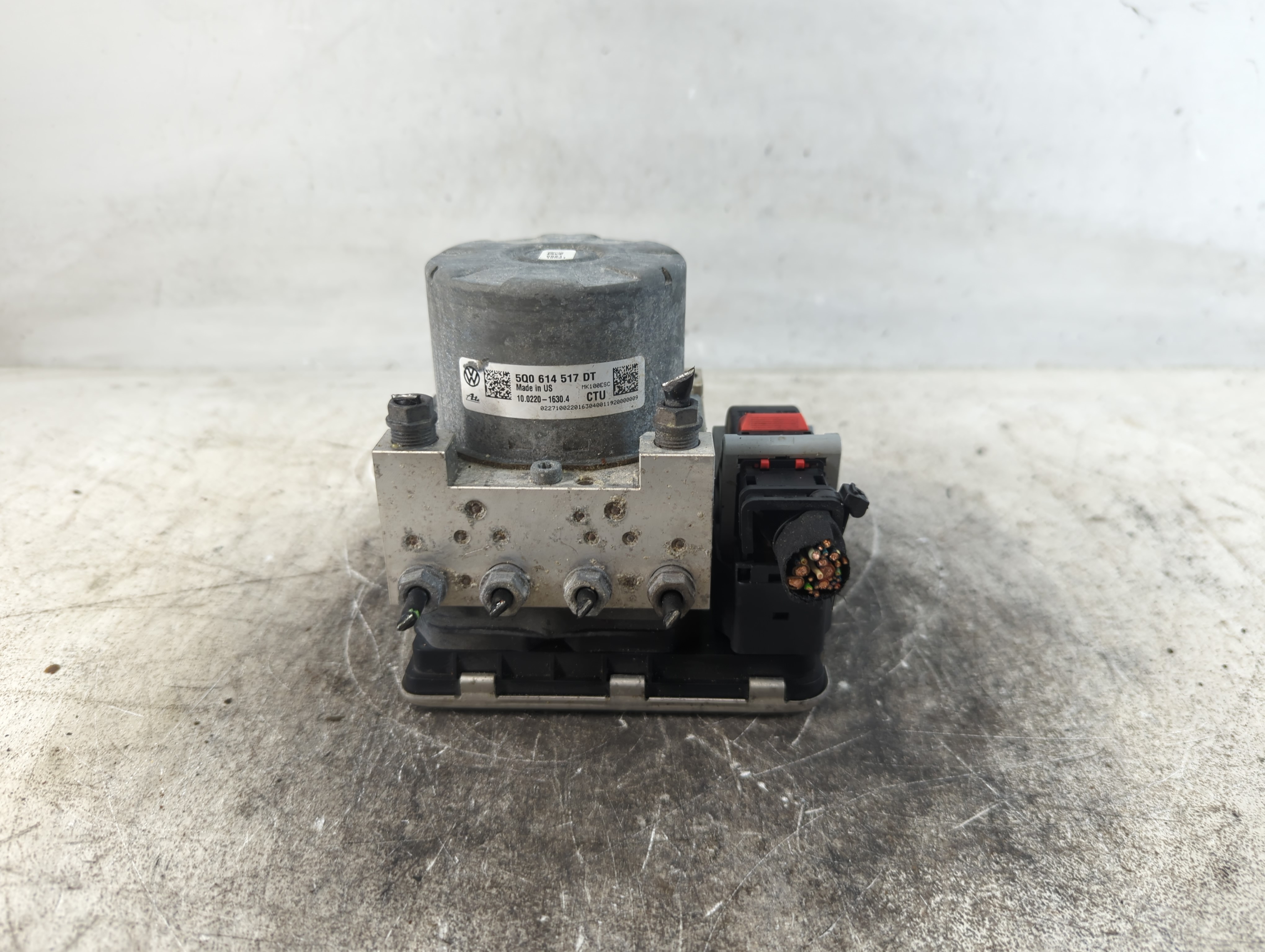 Picture of 2019 Volkswagen Atlas Abs Pump Control Module 788568